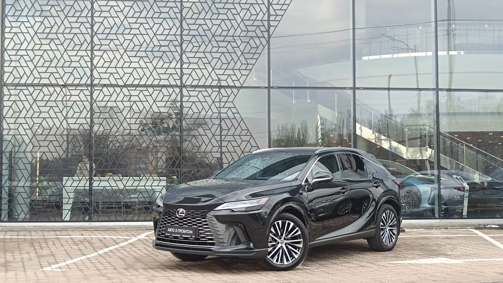 Lexus RX 2023 року з пробігом 60484 км, Універсал, Лексус Київ Захід, м.Київ - 2802000 ГРН | Фото № 1