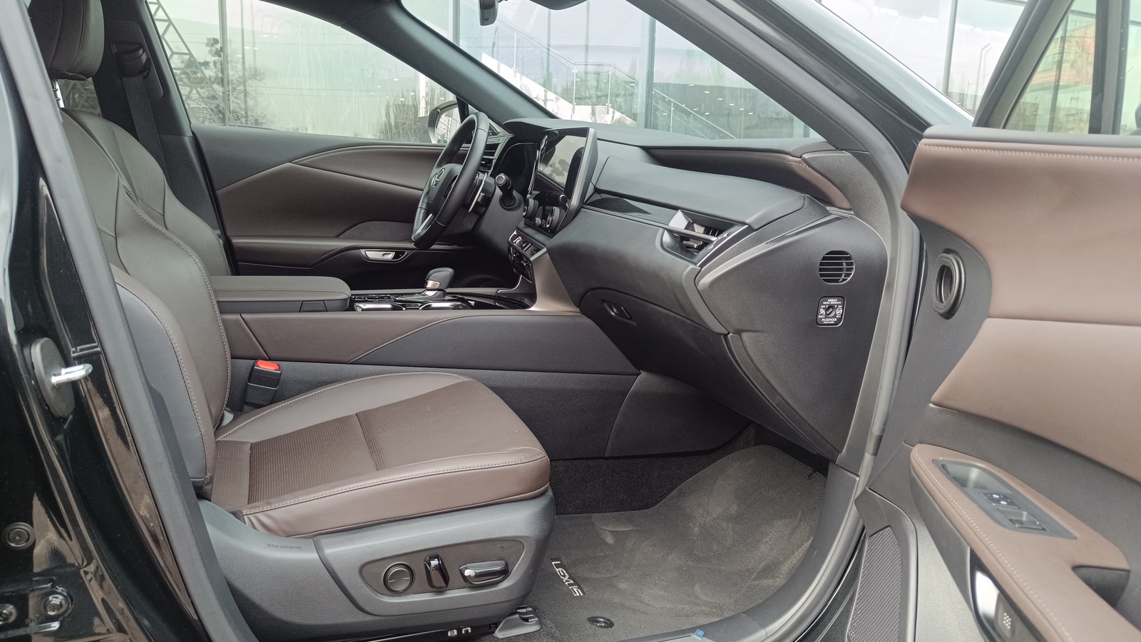 Lexus RX 2023 року з пробігом 60484 км, Універсал, Лексус Київ Захід, м.Київ - 2802000 ГРН | Фото № 6