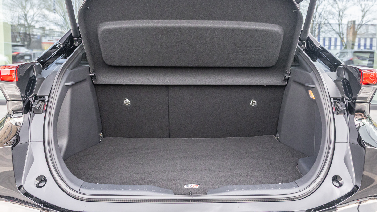 Toyota C-HR 2023 року з пробігом 1172 км, Хетчбек, Тойота Центр Дніпро "Алмаз Мотор" на Запорізькому шосе, м.Дніпро - 1700000 ГРН | Фото № 10