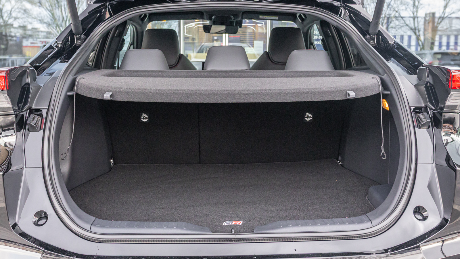 Toyota C-HR 2023 року з пробігом 1172 км, Хетчбек, Тойота Центр Дніпро "Алмаз Мотор" на Запорізькому шосе, м.Дніпро - 1700000 ГРН | Фото № 11