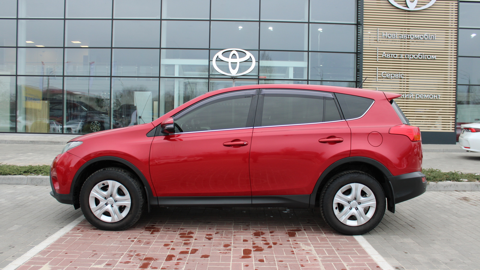 Toyota RAV4 2014 року з пробігом 163083 км, Універсал, Тойота Центр Черкаси "Мотор Сіті", м.Черкаси - 730000 ГРН | Фото № 3