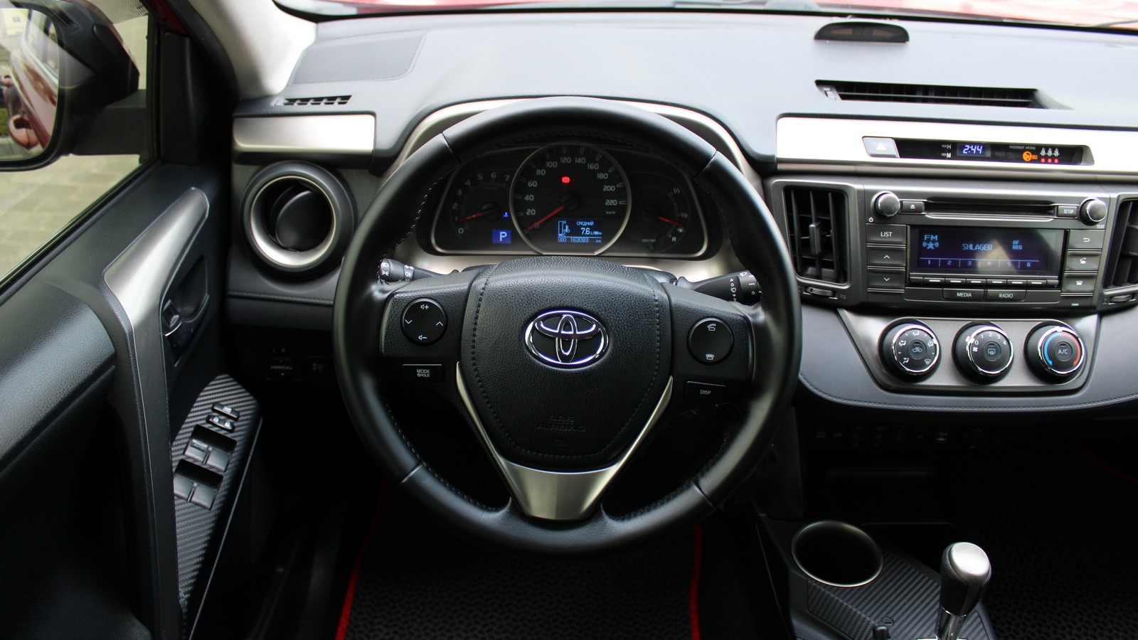 Toyota RAV4 2014 року з пробігом 163083 км, Універсал, Тойота Центр Черкаси "Мотор Сіті", м.Черкаси - 730000 ГРН | Фото № 9