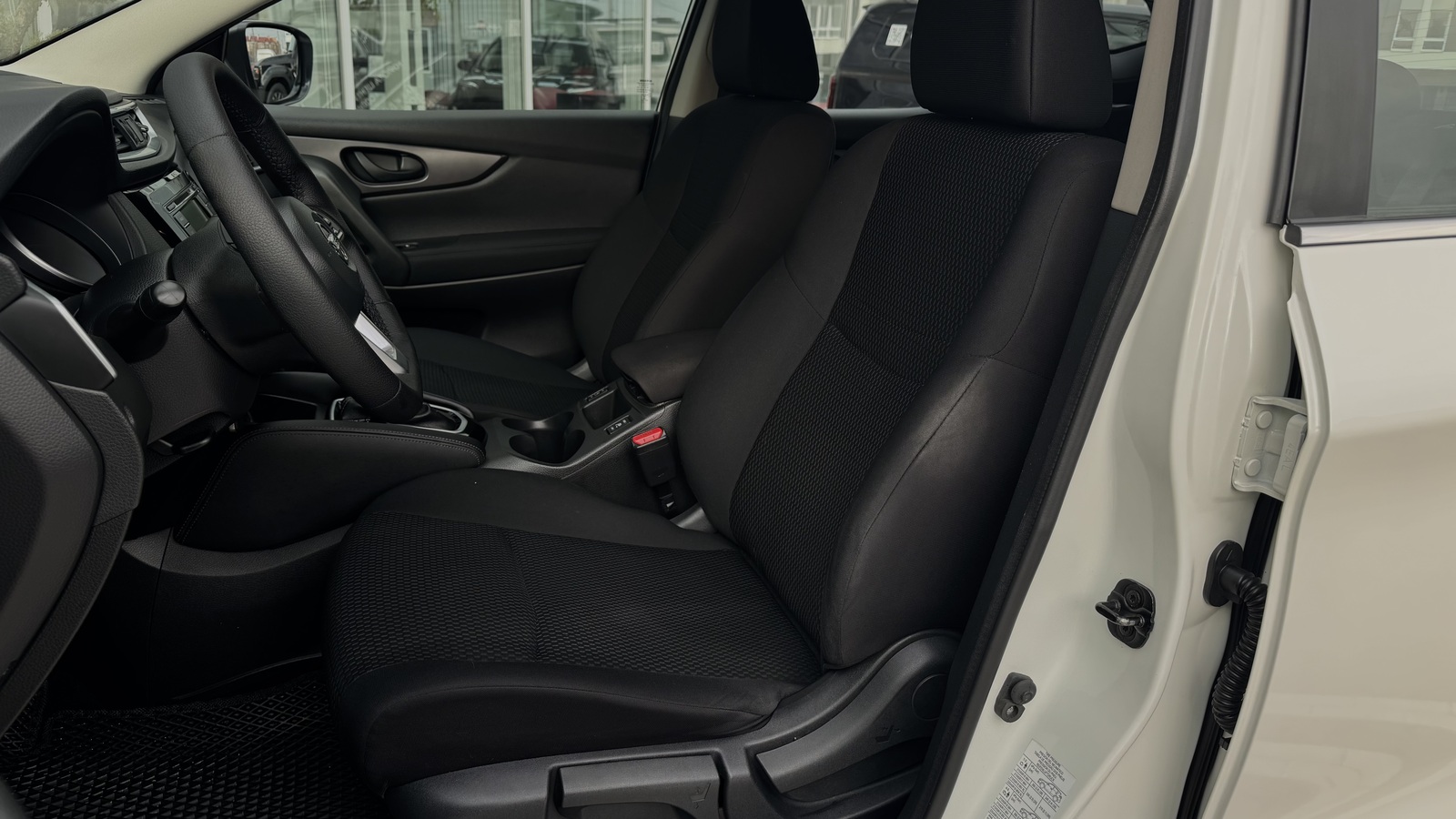 Інші авто NISSAN QASHQAI 2018 року з пробігом 64563 км, Універсал, Тойота Центр Чернігів "Соллі-Плюс", м.Чернігів - 696000 ГРН | Фото № 12