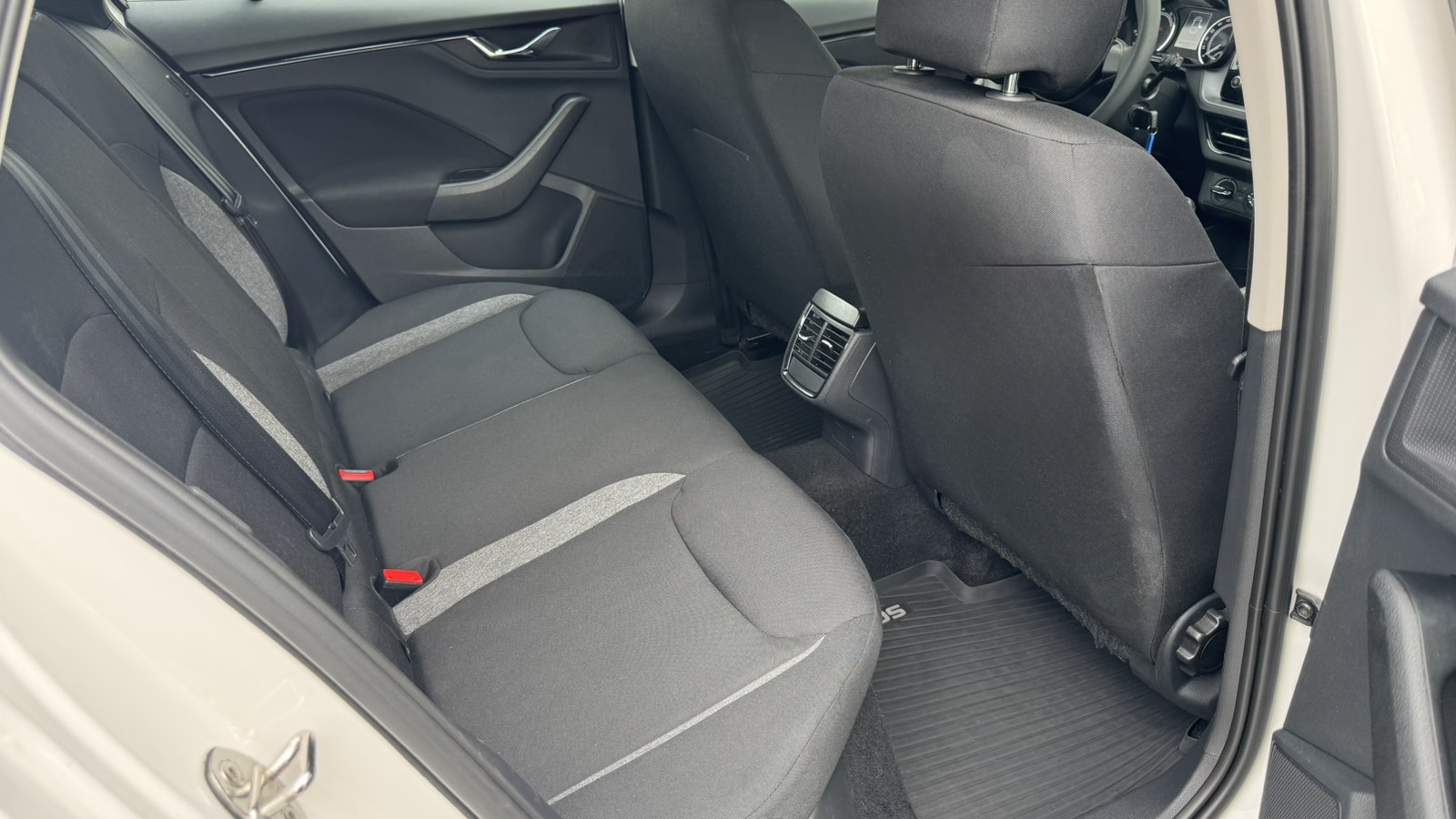 Інші авто SKODA Scala 2021 року, Хетчбек, Тойота Центр Київ "Автосаміт Укравто", м.Київ | Фото № 7 Інші авто SKODA Scala 2021 року з пробігом 80629 км, Хетчбек, Тойота Центр Київ "Автосаміт Укравто", м.Київ - 745900 ГРН | Фото № 7