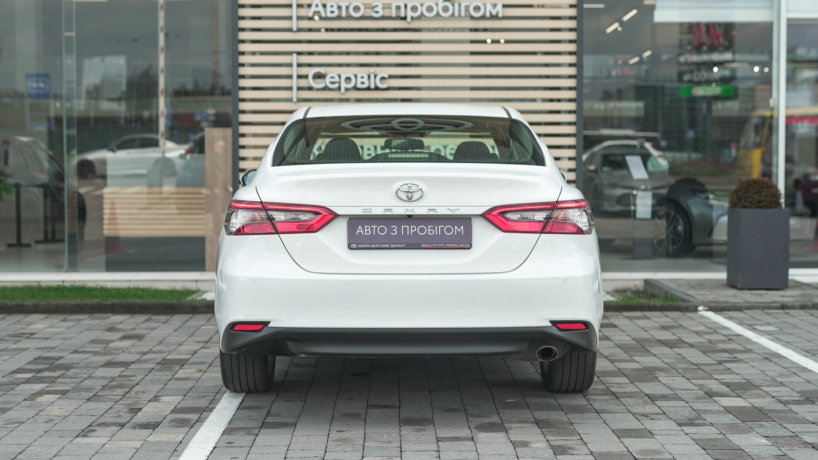 Toyota CAMRY 2023 року з пробігом 19598 км, Седан, Тойота Центр Львів "Діамант", м.Львів - 1332850 ГРН | Фото № 4