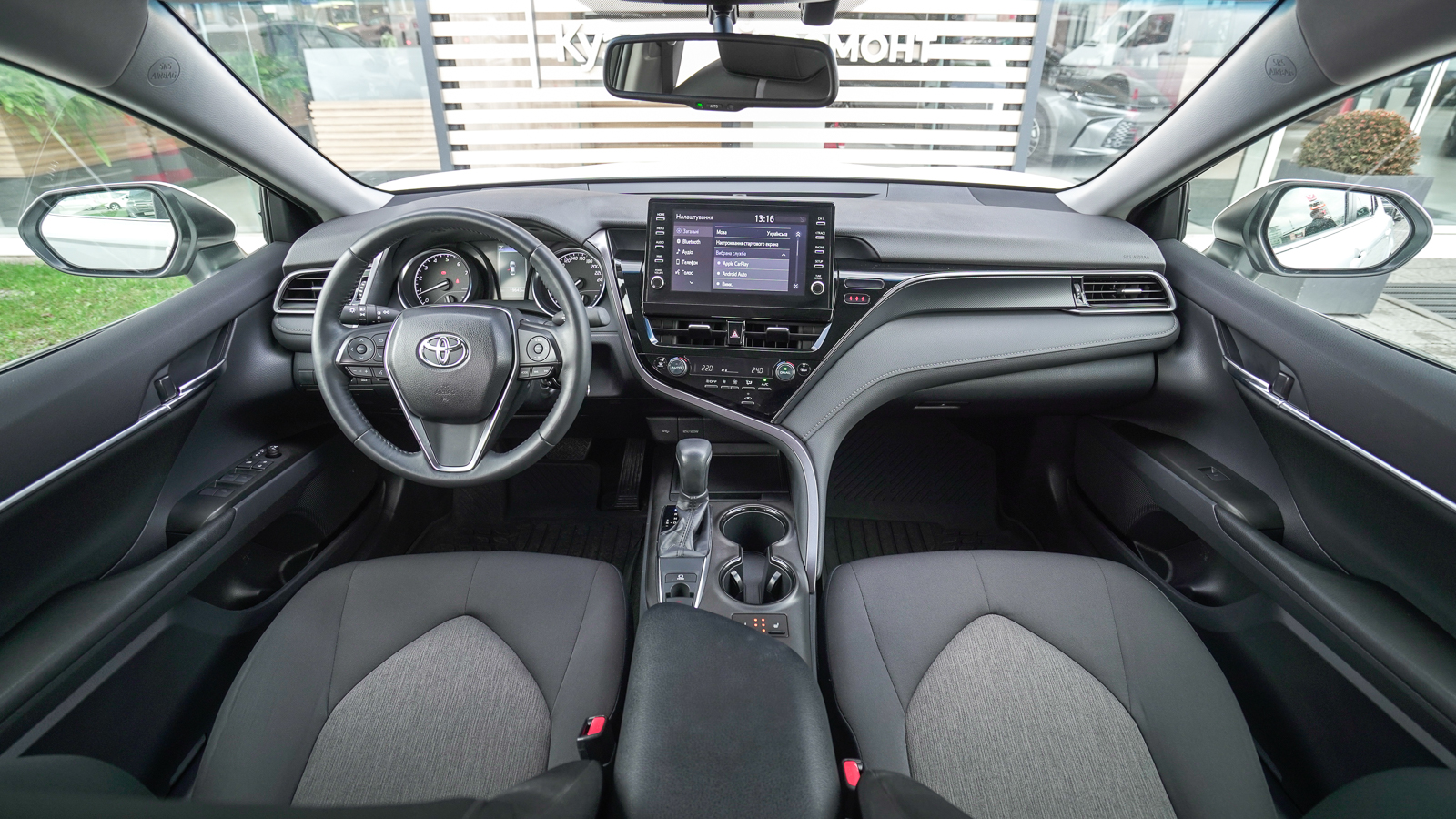 Toyota CAMRY 2023 року з пробігом 19598 км, Седан, Тойота Центр Львів "Діамант", м.Львів - 1332850 ГРН | Фото № 8