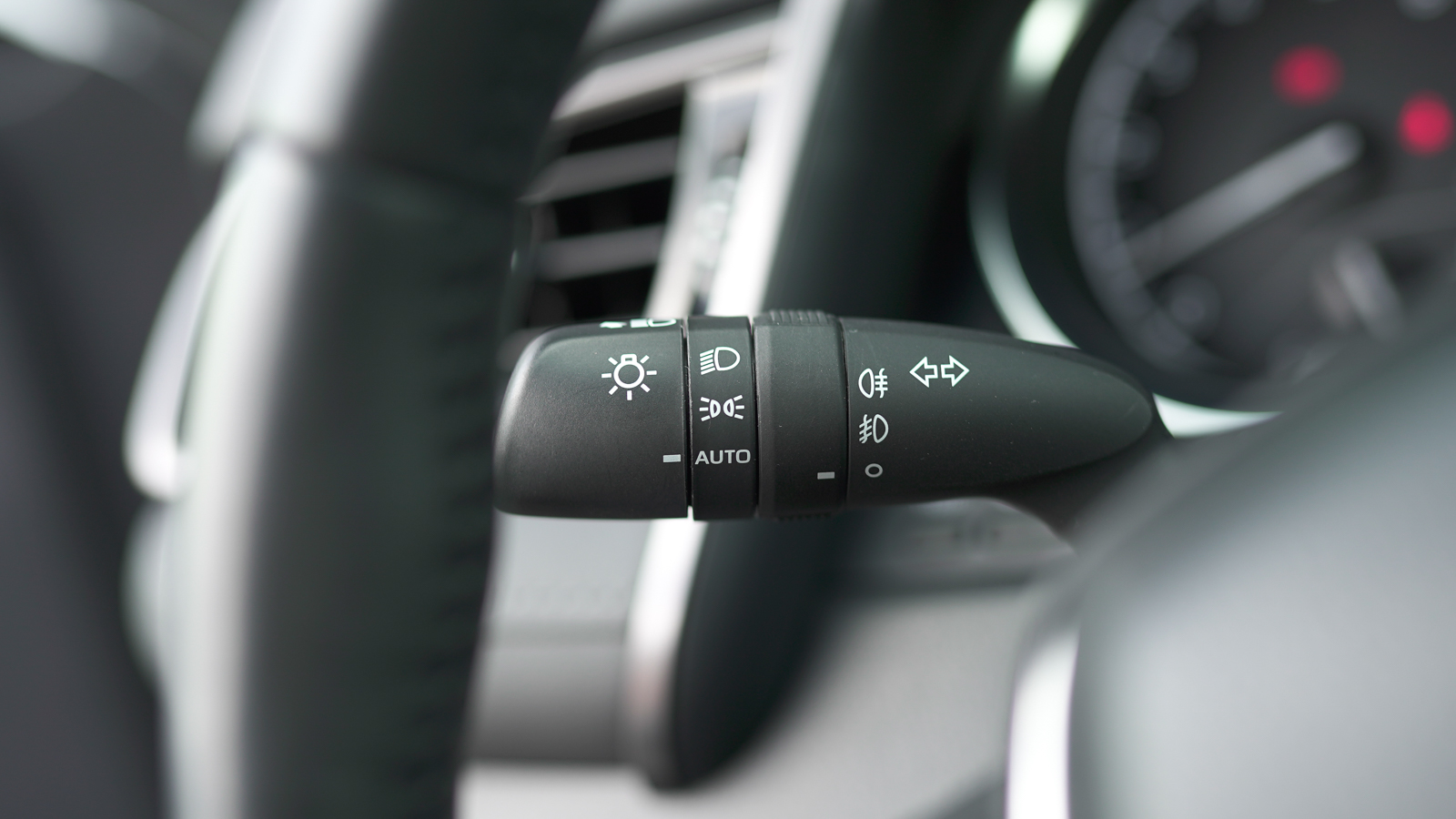 Toyota CAMRY 2023 року з пробігом 19598 км, Седан, Тойота Центр Львів "Діамант", м.Львів - 1332850 ГРН | Фото № 18