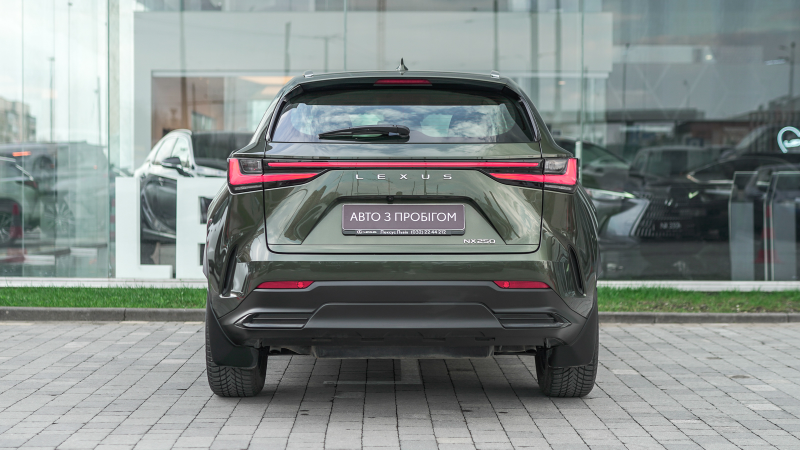 Lexus NX 2022 року з пробігом 36594 км, Універсал, Лексус Львів, м.Львів - 2091500 ГРН | Фото № 4