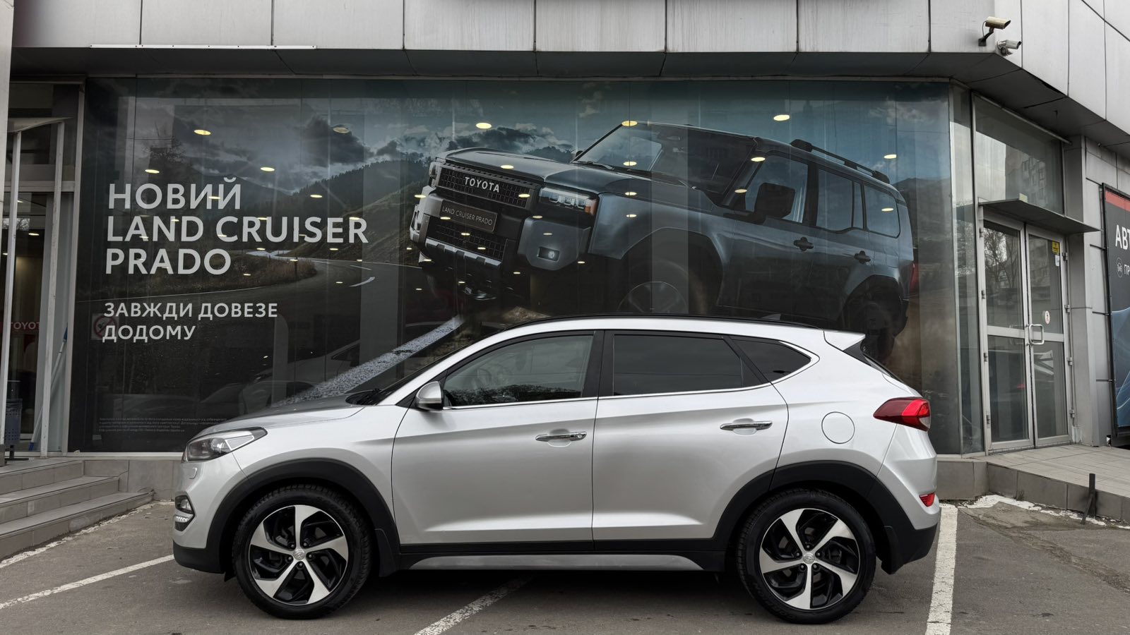 Інші авто HYUNDAI TUCSON 2017 року з пробігом 173275 км, Універсал, Тойота Центр Одеса "ВіДі Пальміра", м.Одеса - 740000 ГРН | Фото № 3