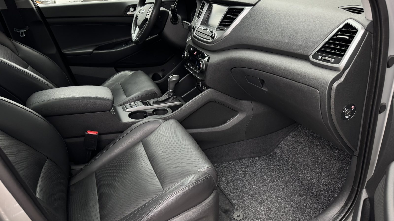 Інші авто HYUNDAI TUCSON 2017 року з пробігом 173275 км, Універсал, Тойота Центр Одеса "ВіДі Пальміра", м.Одеса - 740000 ГРН | Фото № 6