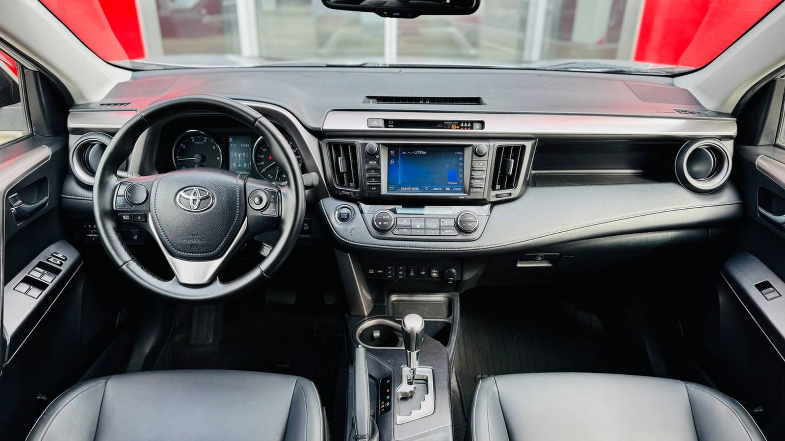 Toyota RAV4 2015 року з пробігом 193600 км, Універсал, Тойота Центр Тернопіль "Кристал Моторс", м.Тернопіль - 780000 ГРН | Фото № 8