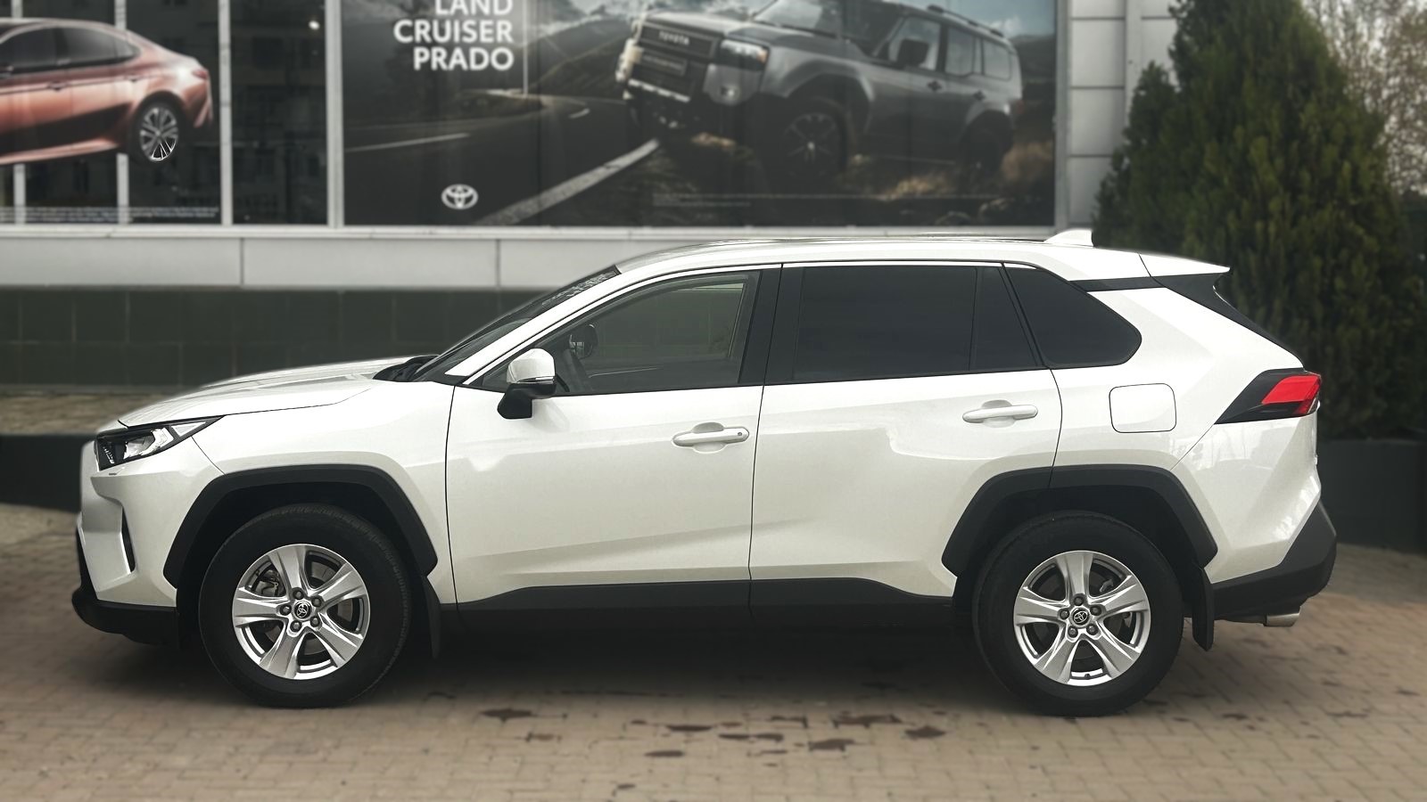 Toyota RAV4 2021 року з пробігом 30848 км, Універсал, Тойота Центр Чернівці "Олімп-Моторс", м.Чернівці - 1180000 ГРН | Фото № 3