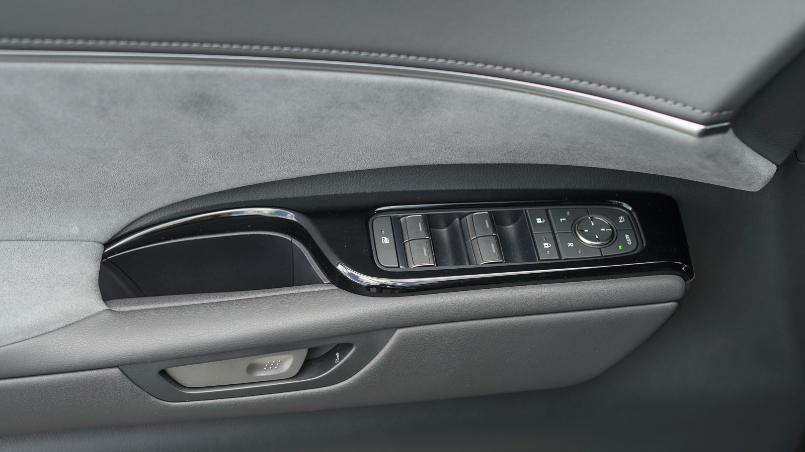 Lexus LM 350h 2024 року, Універсал, Лексус Львів, м.Львів | Фото № 18 Lexus LM 350h 2024 року з пробігом 18120 км, Універсал, Лексус Львів, м.Львів - 5462500 ГРН | Фото № 18