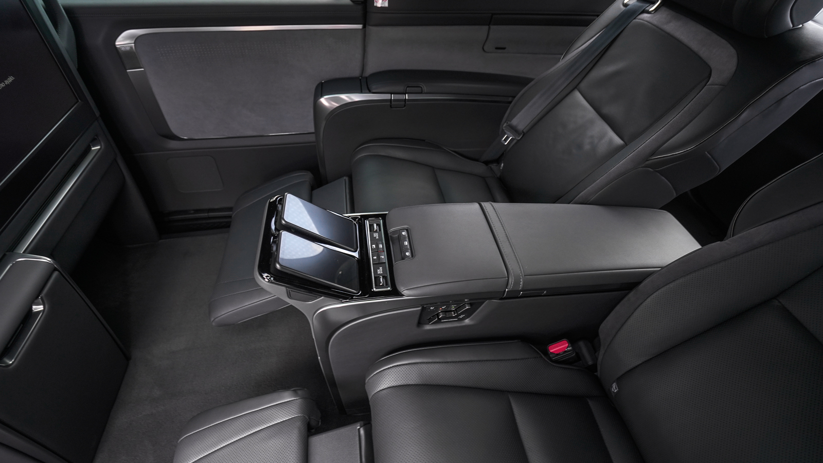 Lexus LM 350h 2024 року, Універсал, Лексус Львів, м.Львів | Фото № 52 Lexus LM 350h 2024 року з пробігом 18120 км, Універсал, Лексус Львів, м.Львів - 5462500 ГРН | Фото № 52