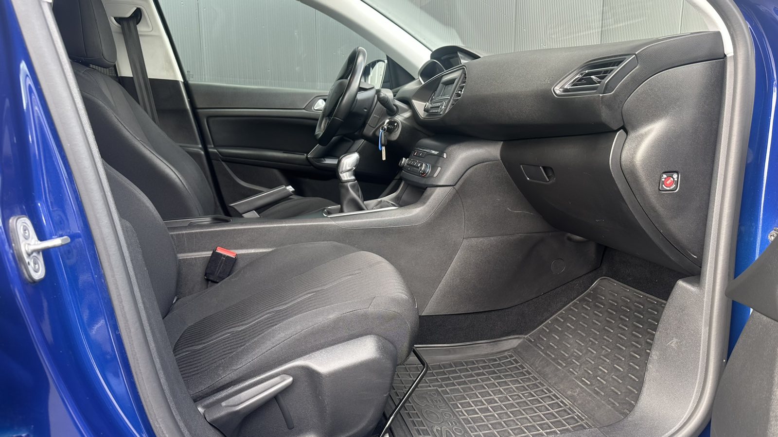 Інші авто PEUGEOT 308 2018 року з пробігом 153500 км, Хетчбек, Лексус Київ Аеропорт, м.Київ - 473172 ГРН | Фото № 6