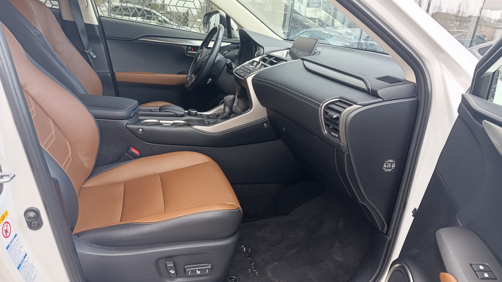 Lexus NX 2015 року, Універсал, Лексус Київ Захід, м.Київ | Фото № 6 Lexus NX 2015 року з пробігом 145000 км, Універсал, Лексус Київ Захід, м.Київ - 1150000 ГРН | Фото № 6