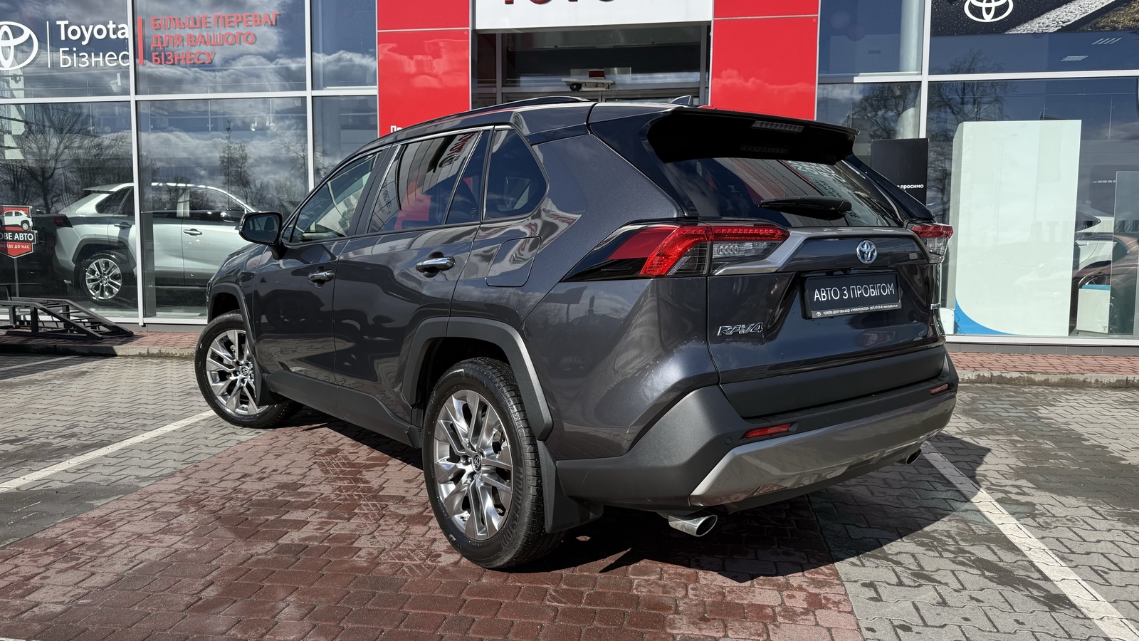 Toyota RAV4 2023 року з пробігом 91504 км, Універсал, Тойота Центр Вінниця "Преміум Мотор", м.Вінниця - 1760000 ГРН | Фото № 2