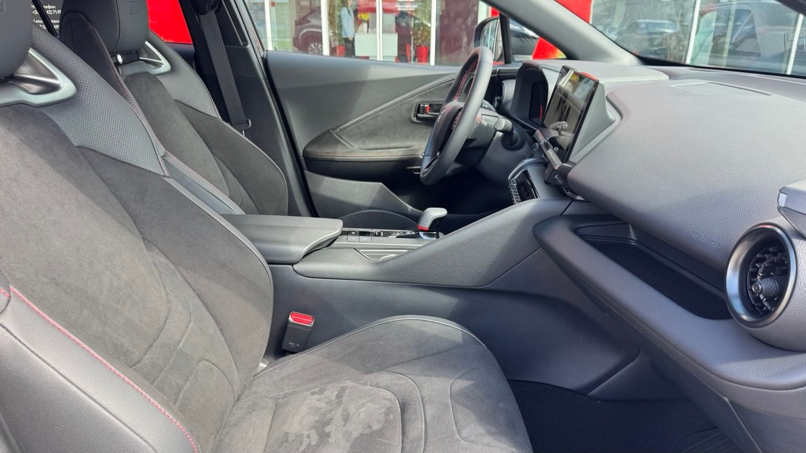 Toyota C-HR 2025 року з пробігом 1148 км, Хетчбек, Тойота Центр Івано-Франківськ "Класик-Авто", м.Івано-Франківськ - 1781900 ГРН | Фото № 6