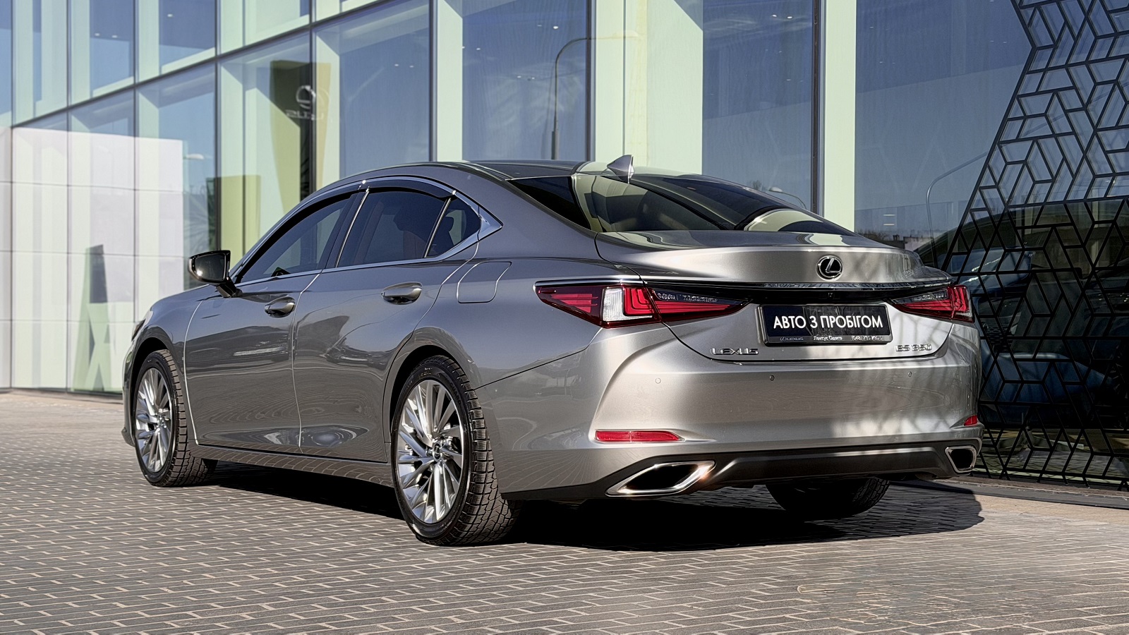 Lexus ES 2021 року з пробігом 12663 км, Універсал, Лексус Одеса, м.Одеса - 2709400 ГРН | Фото № 2