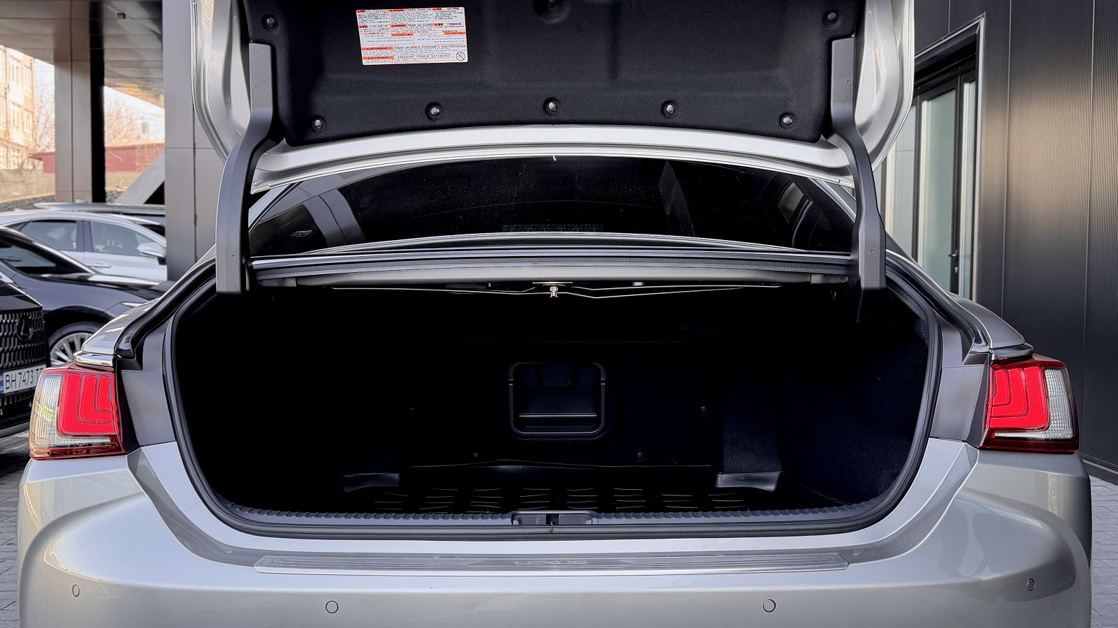 Lexus ES 2021 року з пробігом 12663 км, Універсал, Лексус Одеса, м.Одеса - 2709400 ГРН | Фото № 10