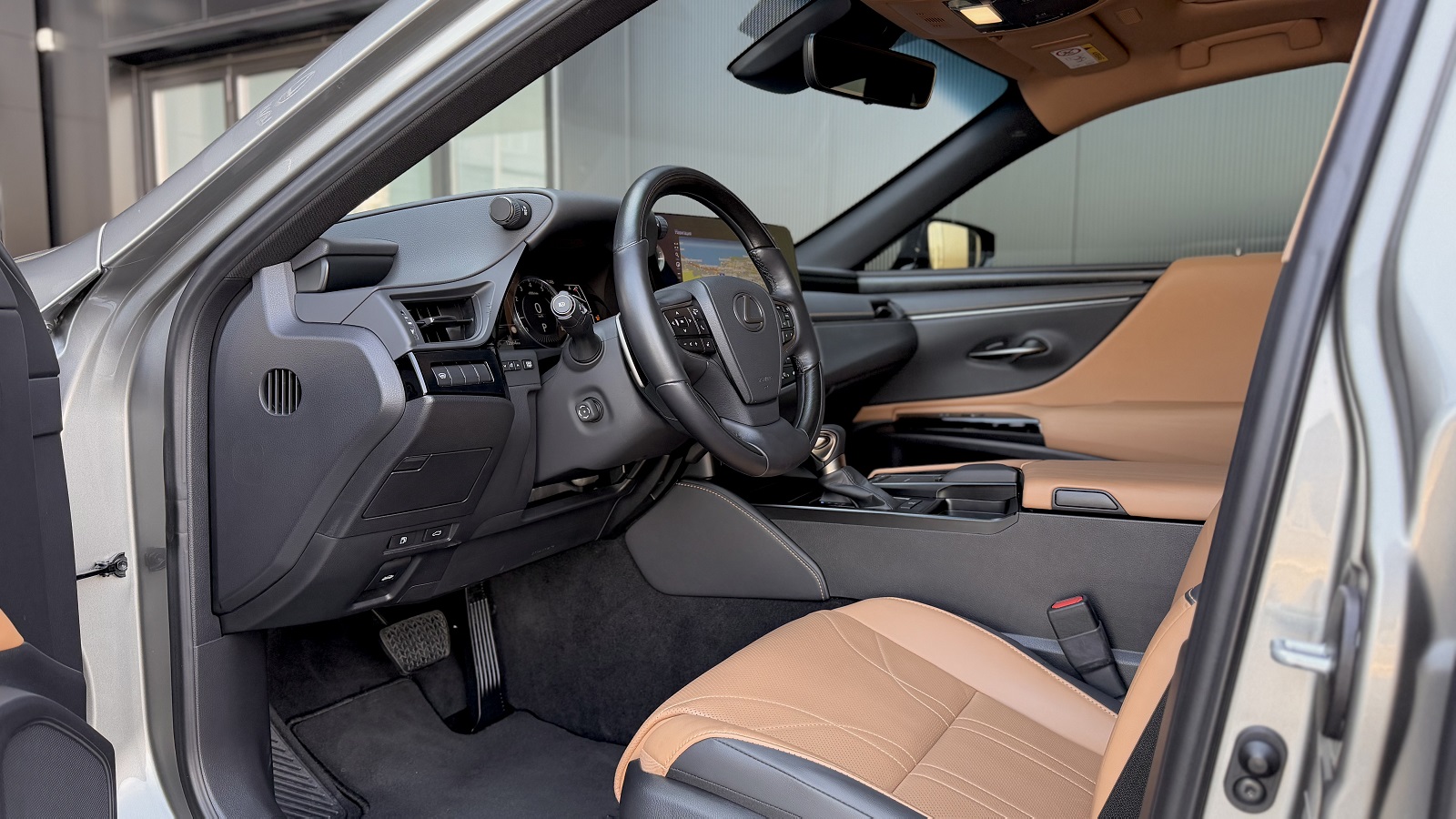 Lexus ES 2021 року з пробігом 12663 км, Універсал, Лексус Одеса, м.Одеса - 2709400 ГРН | Фото № 12