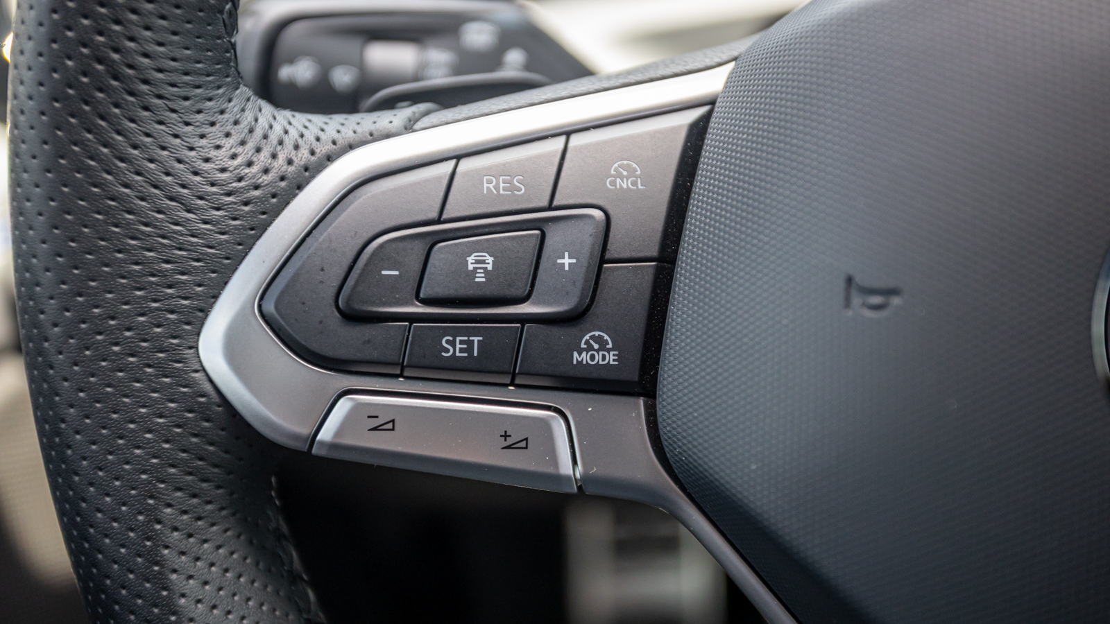 Інші авто VOLKSWAGEN TIGUAN 2025 року з пробігом 13664 км, Універсал, Тойота Центр Дніпро "Алмаз Мотор" на Запорізькому шосе, м.Дніпро - 2155000 ГРН | Фото № 24