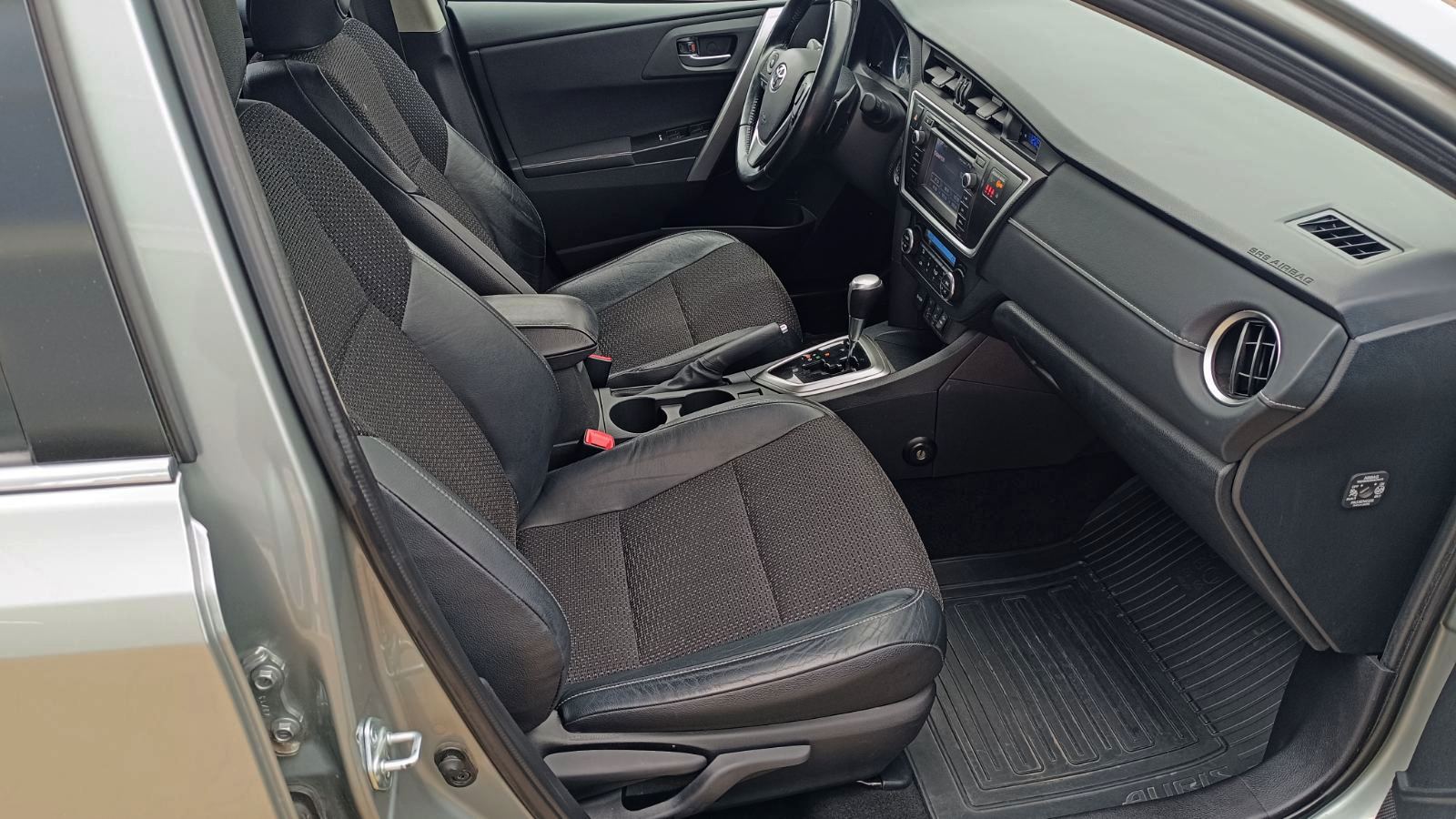 Toyota AURIS 2013 року з пробігом 101997 км, Хетчбек, Тойота Центр Київ «ВІДІ Аеропорт», м.Київ - 565000 ГРН | Фото № 6