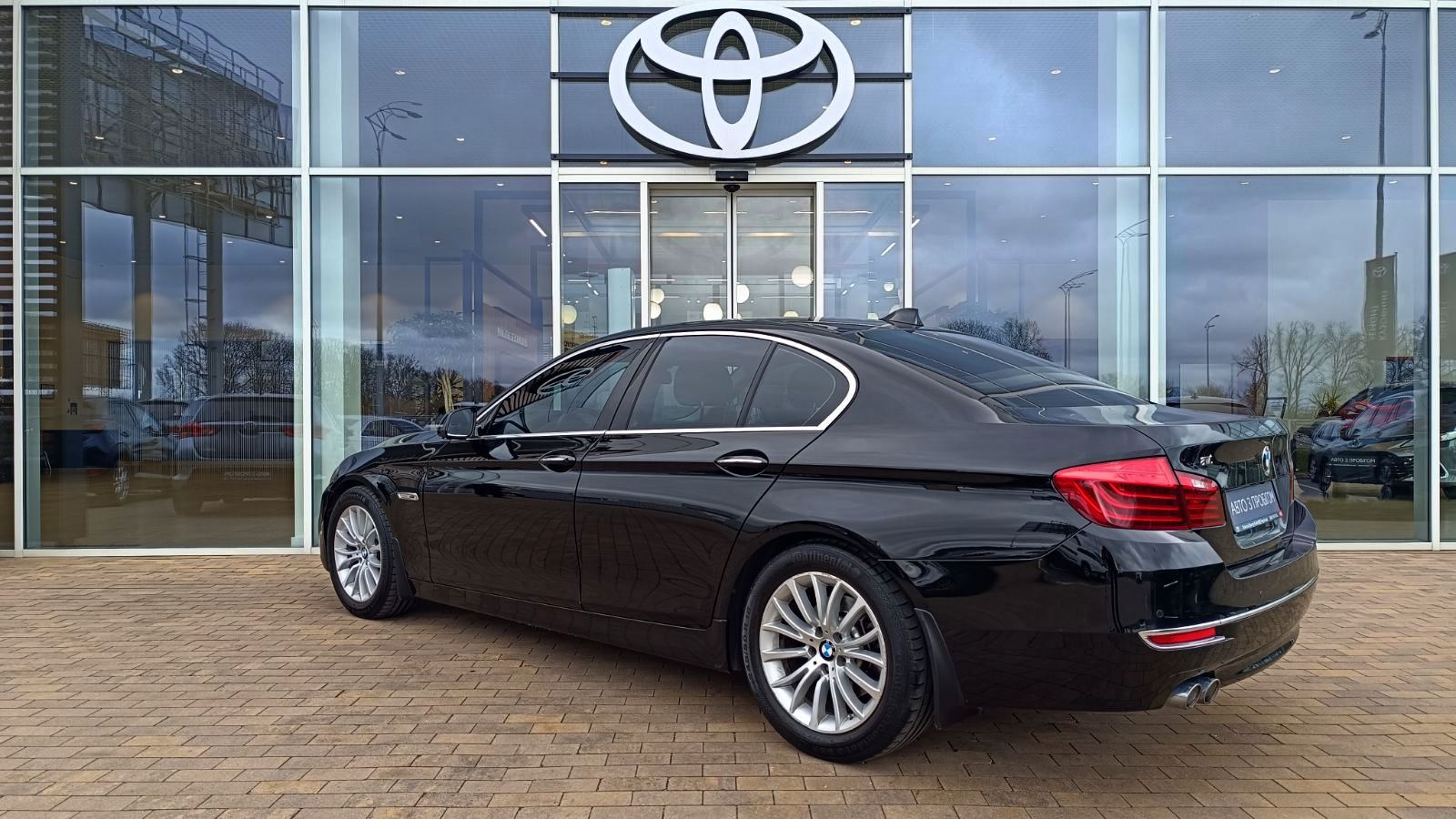 Інші авто BMW 5 2013 року, Седан, Тойота Центр Київ «ВІДІ Аеропорт», м.Київ | Фото № 2 Інші авто BMW 5 2013 року з пробігом 171798 км, Седан, Тойота Центр Київ «ВІДІ Аеропорт», м.Київ - 750000 ГРН | Фото № 2