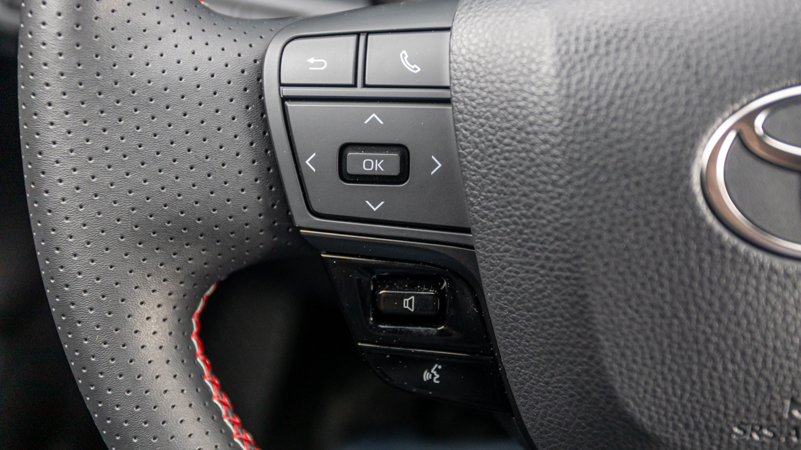 Toyota C-HR 2025 року з пробігом 614 км, Хетчбек, Тойота Центр Дніпро "Алмаз Мотор" на Запорізькому шосе, м.Дніпро - 1916000 ГРН | Фото № 28