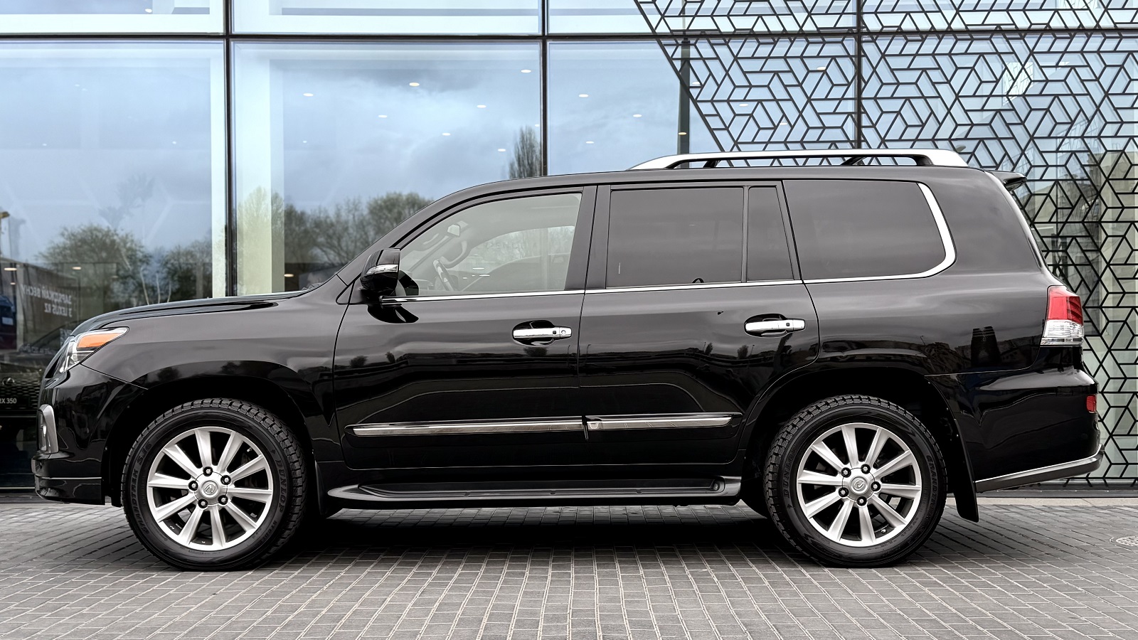 Lexus LX 2013 року, Універсал, Лексус Одеса, м.Одеса | Фото № 3 Lexus LX 2013 року з пробігом 229730 км, Універсал, Лексус Одеса, м.Одеса - 1734890 ГРН | Фото № 3