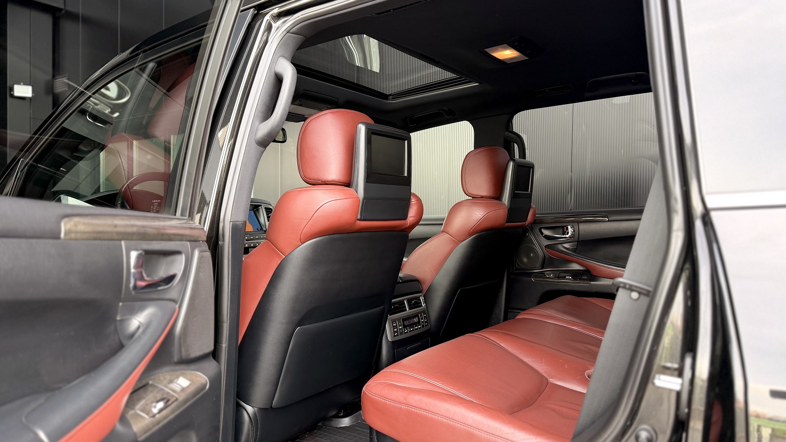 Lexus LX 2013 року, Універсал, Лексус Одеса, м.Одеса | Фото № 11 Lexus LX 2013 року з пробігом 229730 км, Універсал, Лексус Одеса, м.Одеса - 1734890 ГРН | Фото № 11