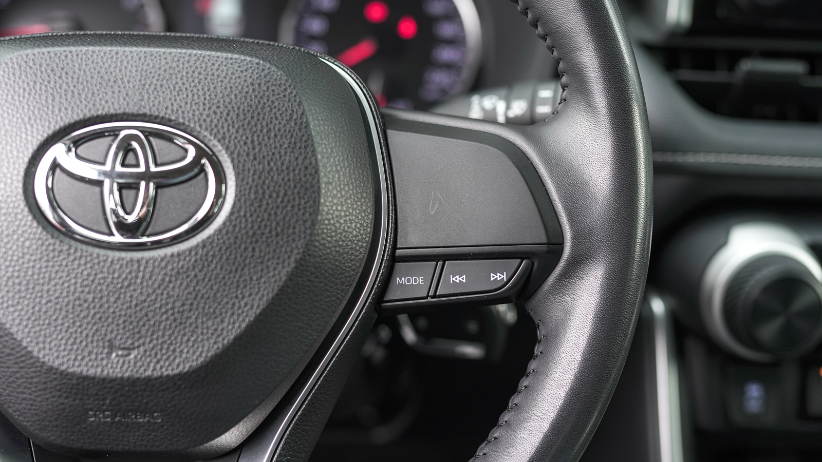 Toyota RAV4 2020 року, Універсал, Тойота Центр Львів "Діамант", м.Львів | Фото № 17 Toyota RAV4 2020 року з пробігом 38173 км, Універсал, Тойота Центр Львів "Діамант", м.Львів - 1136200 ГРН | Фото № 17