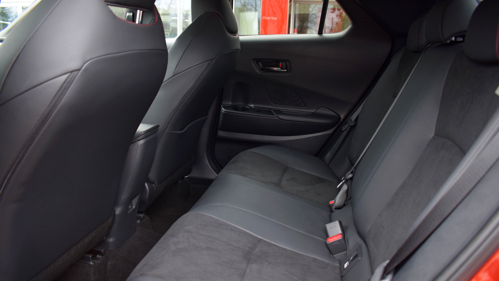 Toyota C-HR 2025 року з пробігом 502 км, Хетчбек, Тойота Центр Житомир "Стар - Кар", м.Житомир - 1840050 ГРН | Фото № 11