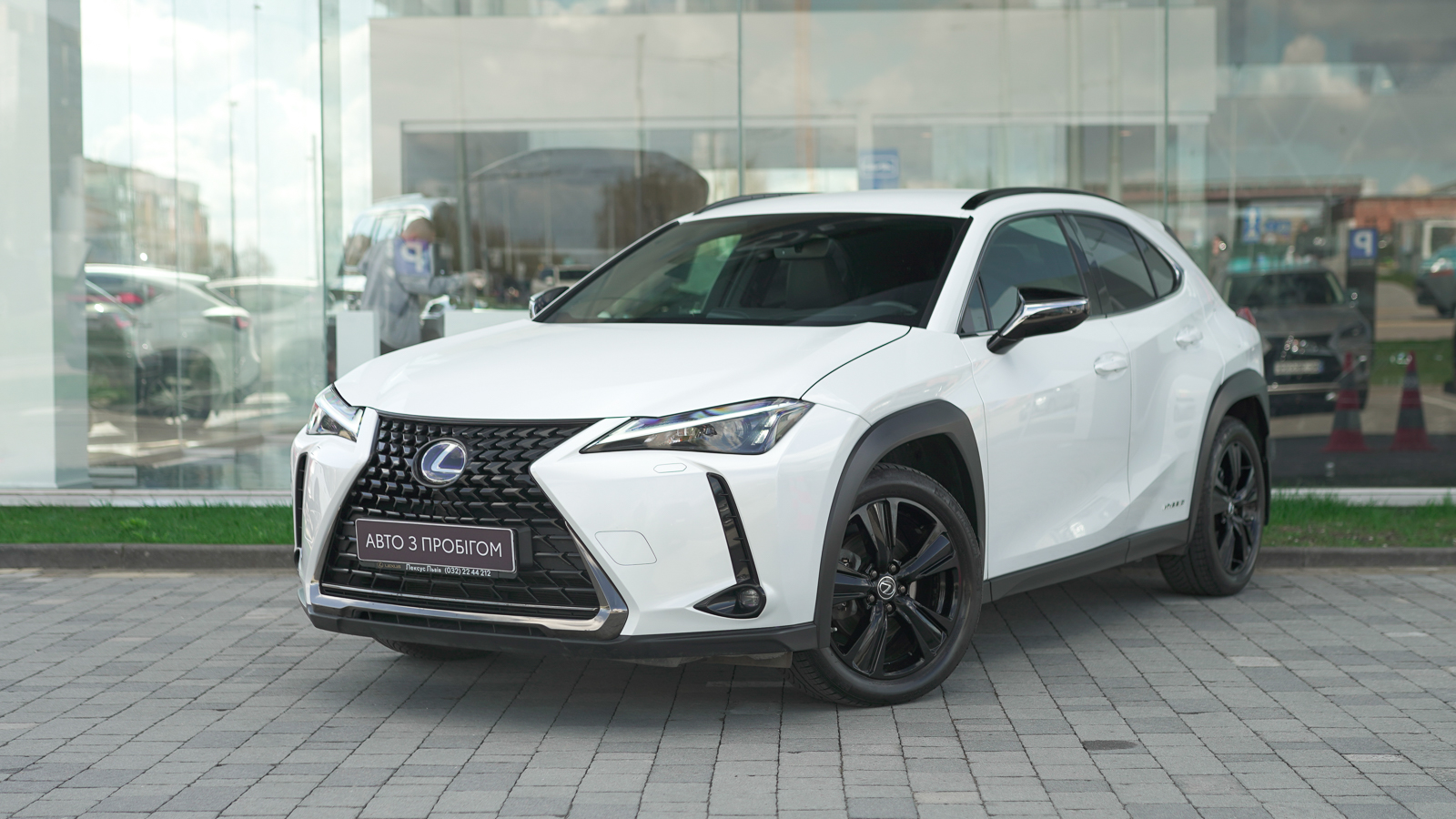 Lexus UX 2021 року, Хетчбек, Лексус Львів, м.Львів | Фото № 1 Lexus UX 2021 року з пробігом 68211 км, Хетчбек, Лексус Львів, м.Львів - 1442100 ГРН | Фото № 1