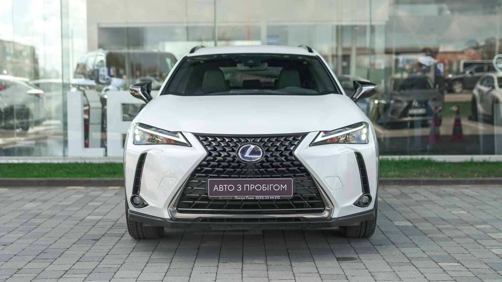 Lexus UX 2021 року, Хетчбек, Лексус Львів, м.Львів | Фото № 5 Lexus UX 2021 року з пробігом 68211 км, Хетчбек, Лексус Львів, м.Львів - 1442100 ГРН | Фото № 5
