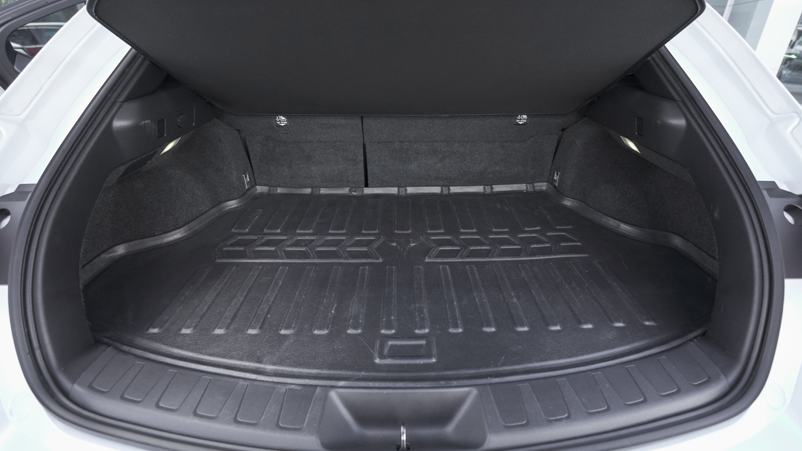 Lexus UX 2021 року, Хетчбек, Лексус Львів, м.Львів | Фото № 10 Lexus UX 2021 року з пробігом 68211 км, Хетчбек, Лексус Львів, м.Львів - 1442100 ГРН | Фото № 10