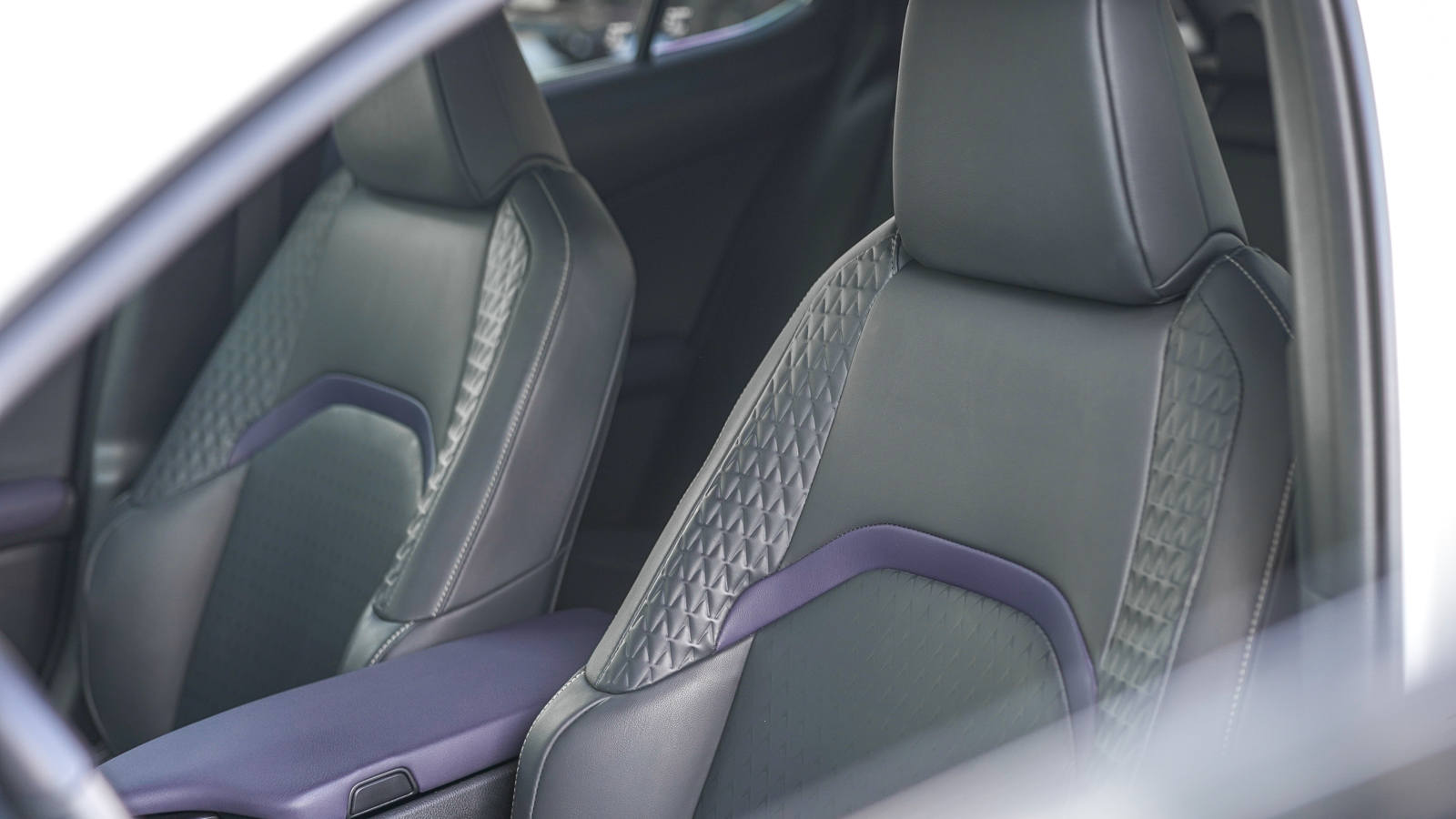 Lexus UX 2021 року, Хетчбек, Лексус Львів, м.Львів | Фото № 16 Lexus UX 2021 року з пробігом 68211 км, Хетчбек, Лексус Львів, м.Львів - 1442100 ГРН | Фото № 16