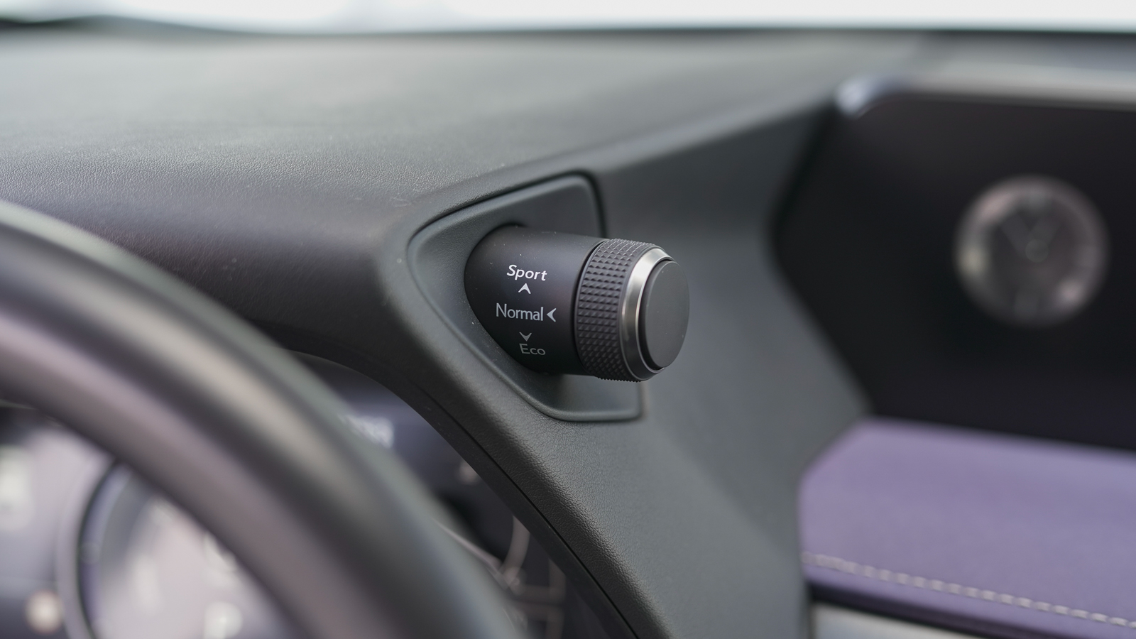 Lexus UX 2021 року, Хетчбек, Лексус Львів, м.Львів | Фото № 23 Lexus UX 2021 року з пробігом 68211 км, Хетчбек, Лексус Львів, м.Львів - 1442100 ГРН | Фото № 23