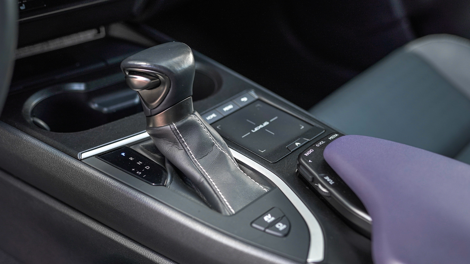 Lexus UX 2021 року, Хетчбек, Лексус Львів, м.Львів | Фото № 33 Lexus UX 2021 року з пробігом 68211 км, Хетчбек, Лексус Львів, м.Львів - 1442100 ГРН | Фото № 33