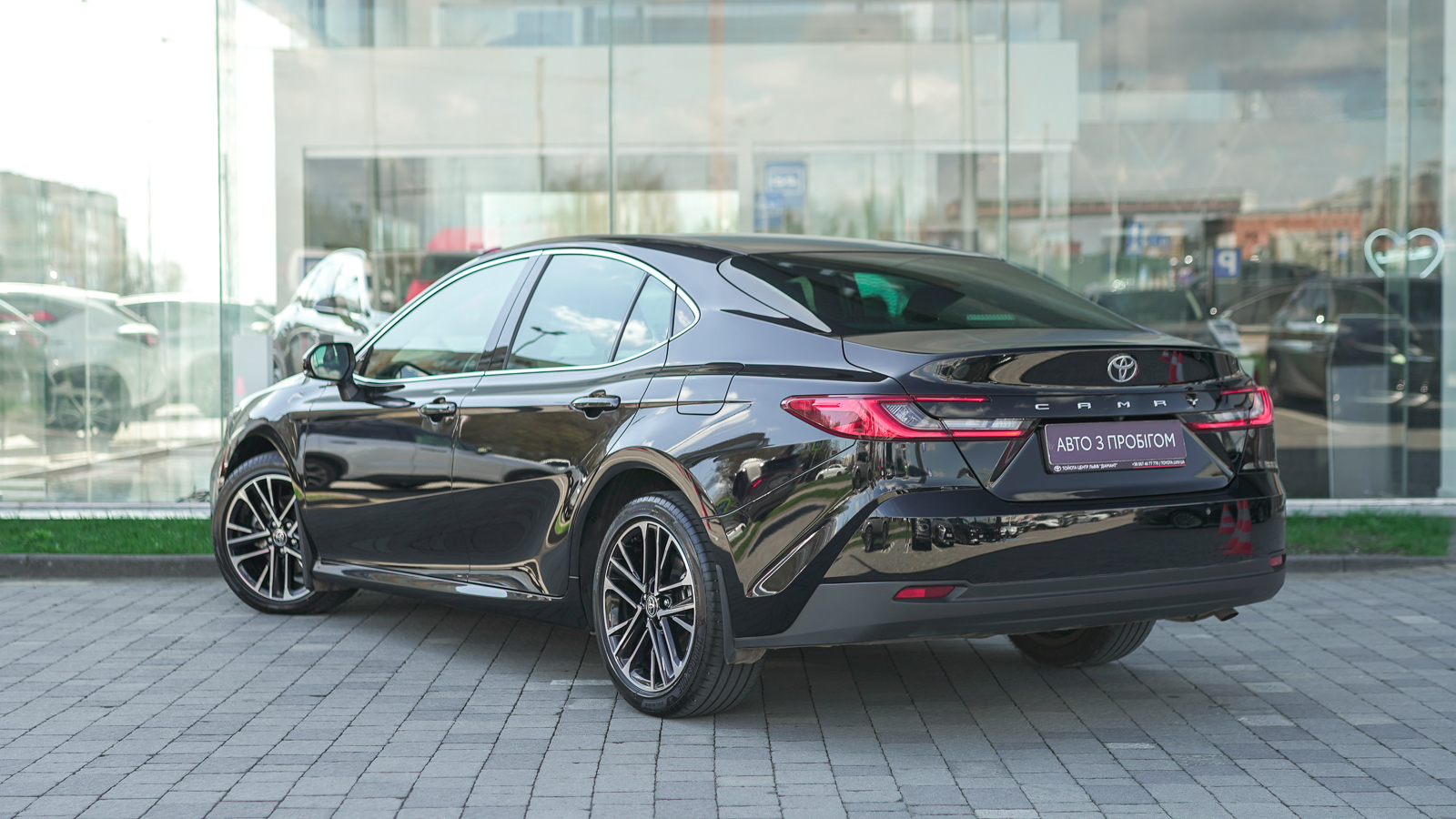 Toyota CAMRY 2024 року з пробігом 19326 км, Седан, Лексус Львів, м.Львів - 1748000 ГРН | Фото № 2