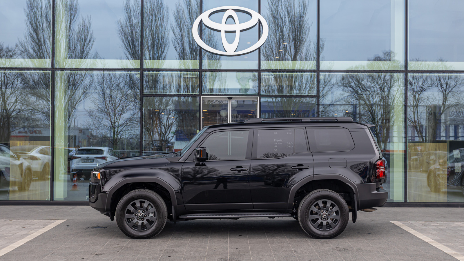 Toyota LAND CRUISER PRADO 2025 року з пробігом 8459 км, Універсал, Тойота Центр Дніпро "Алмаз Мотор" на Запорізькому шосе, м.Дніпро - 3060000 ГРН | Фото № 3