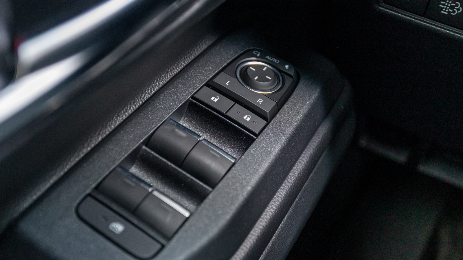 Toyota LAND CRUISER PRADO 2025 року з пробігом 8459 км, Універсал, Тойота Центр Дніпро "Алмаз Мотор" на Запорізькому шосе, м.Дніпро - 3060000 ГРН | Фото № 23