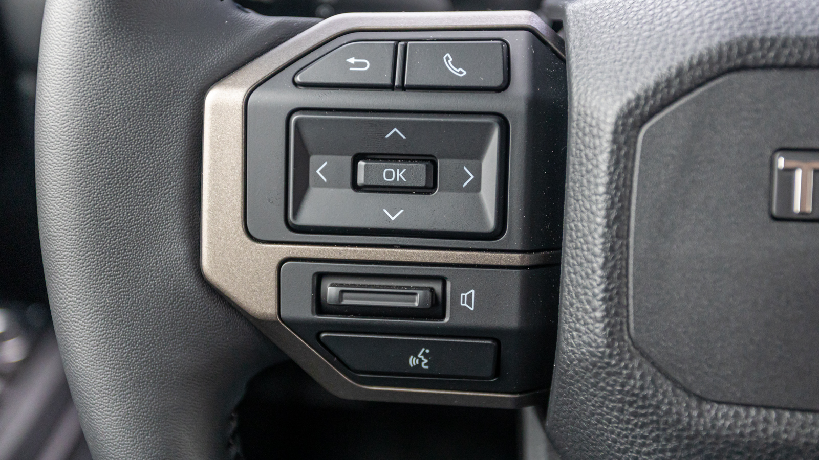 Toyota LAND CRUISER PRADO 2025 року з пробігом 8459 км, Універсал, Тойота Центр Дніпро "Алмаз Мотор" на Запорізькому шосе, м.Дніпро - 3060000 ГРН | Фото № 28