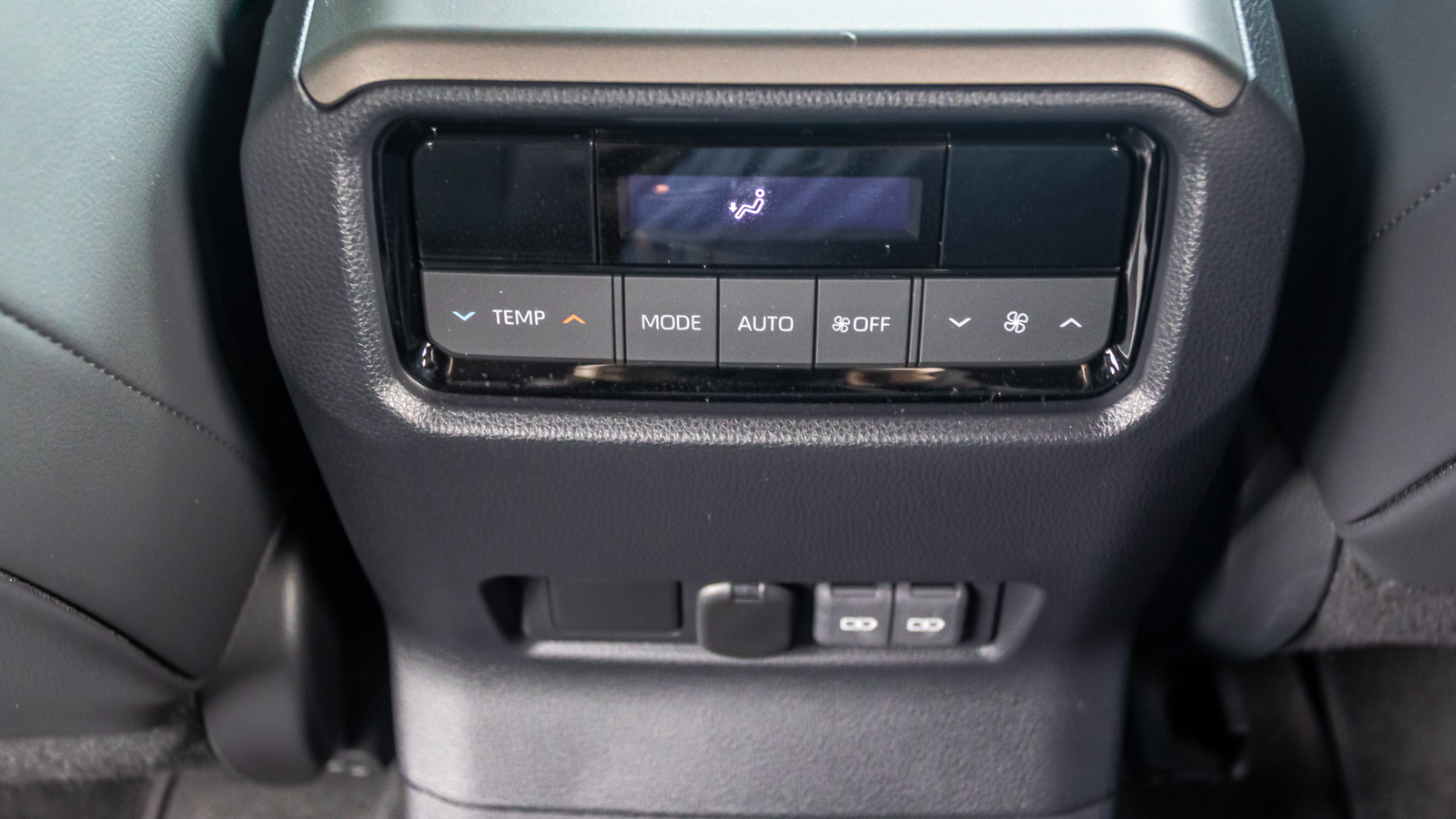 Toyota LAND CRUISER PRADO 2025 року з пробігом 8459 км, Універсал, Тойота Центр Дніпро "Алмаз Мотор" на Запорізькому шосе, м.Дніпро - 3060000 ГРН | Фото № 32