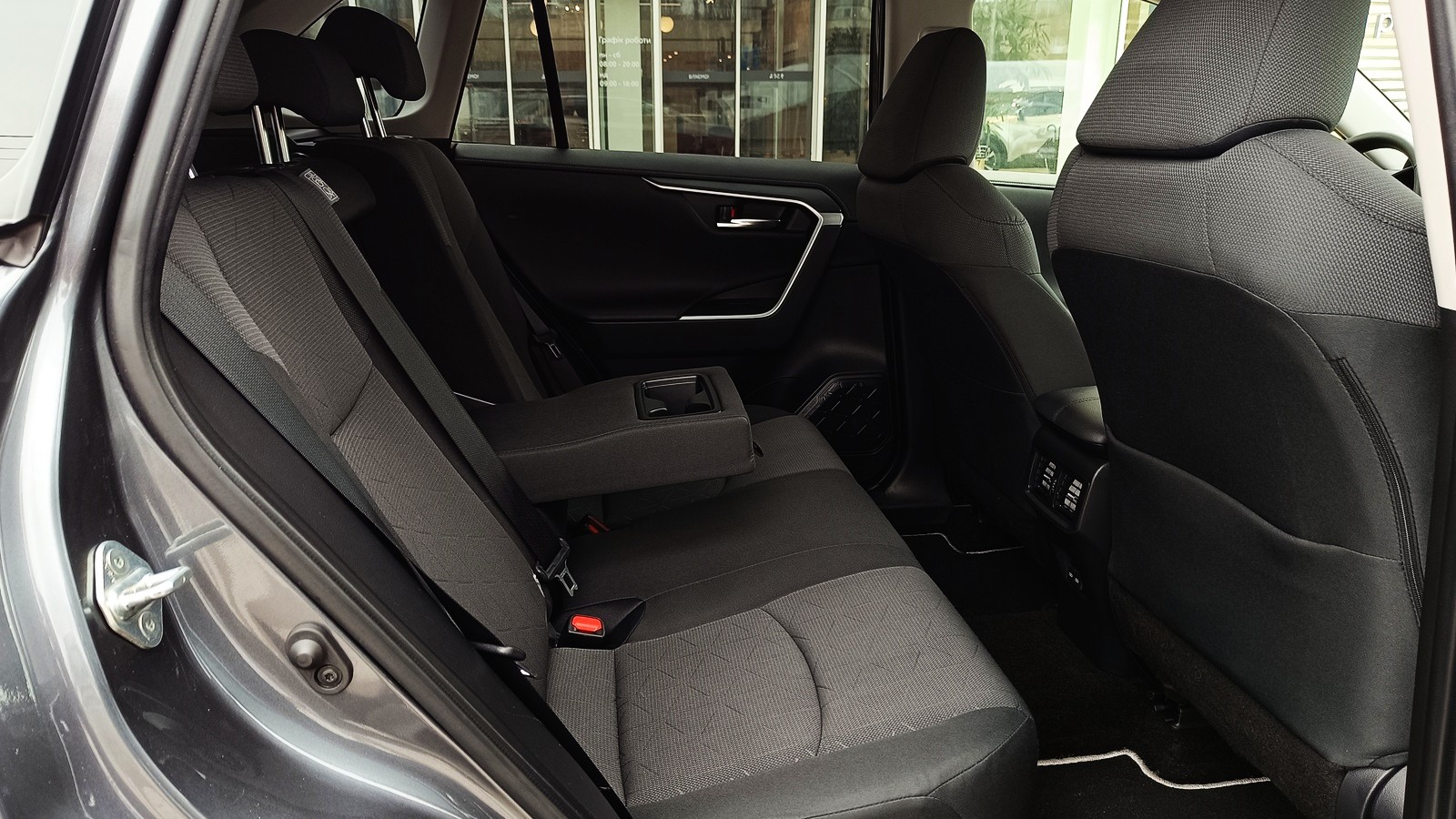 Toyota RAV4 2023 року з пробігом 105946 км, Універсал, Тойота Центр Київ "ВіДі Автострада", м.Київ - 1290000 ГРН | Фото № 7