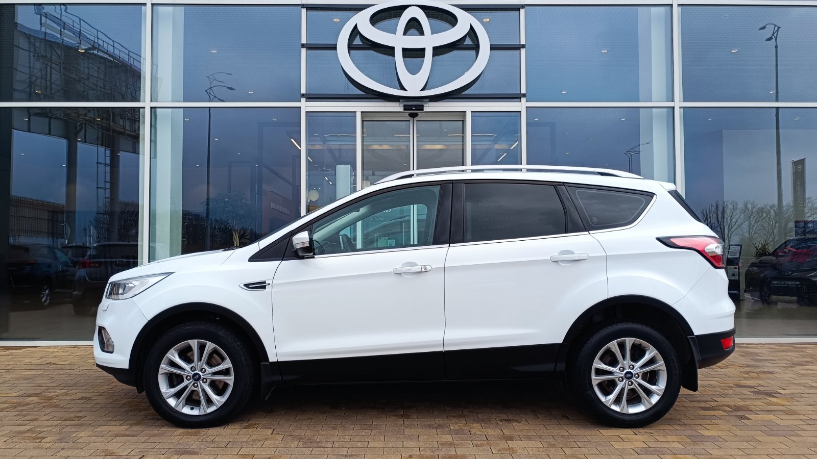 Інші авто FORD KUGA 2019 року з пробігом 106931 км, Універсал, Тойота Центр Київ «ВІДІ Аеропорт», м.Київ - 805000 ГРН | Фото № 3