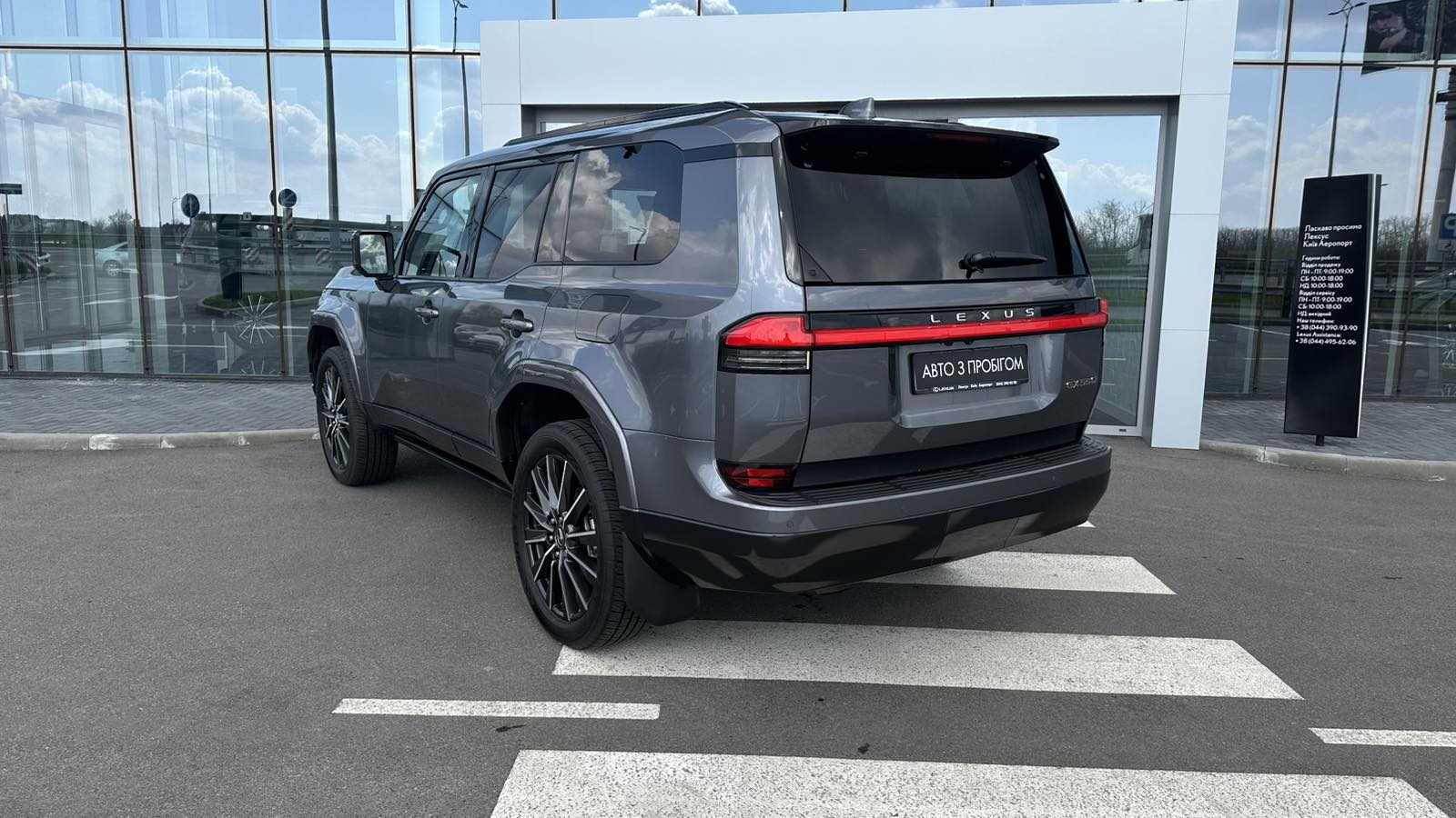 Lexus GX 2024 року з пробігом 6189 км, Універсал, Лексус Київ Аеропорт, м.Київ - 3939852 ГРН | Фото № 2