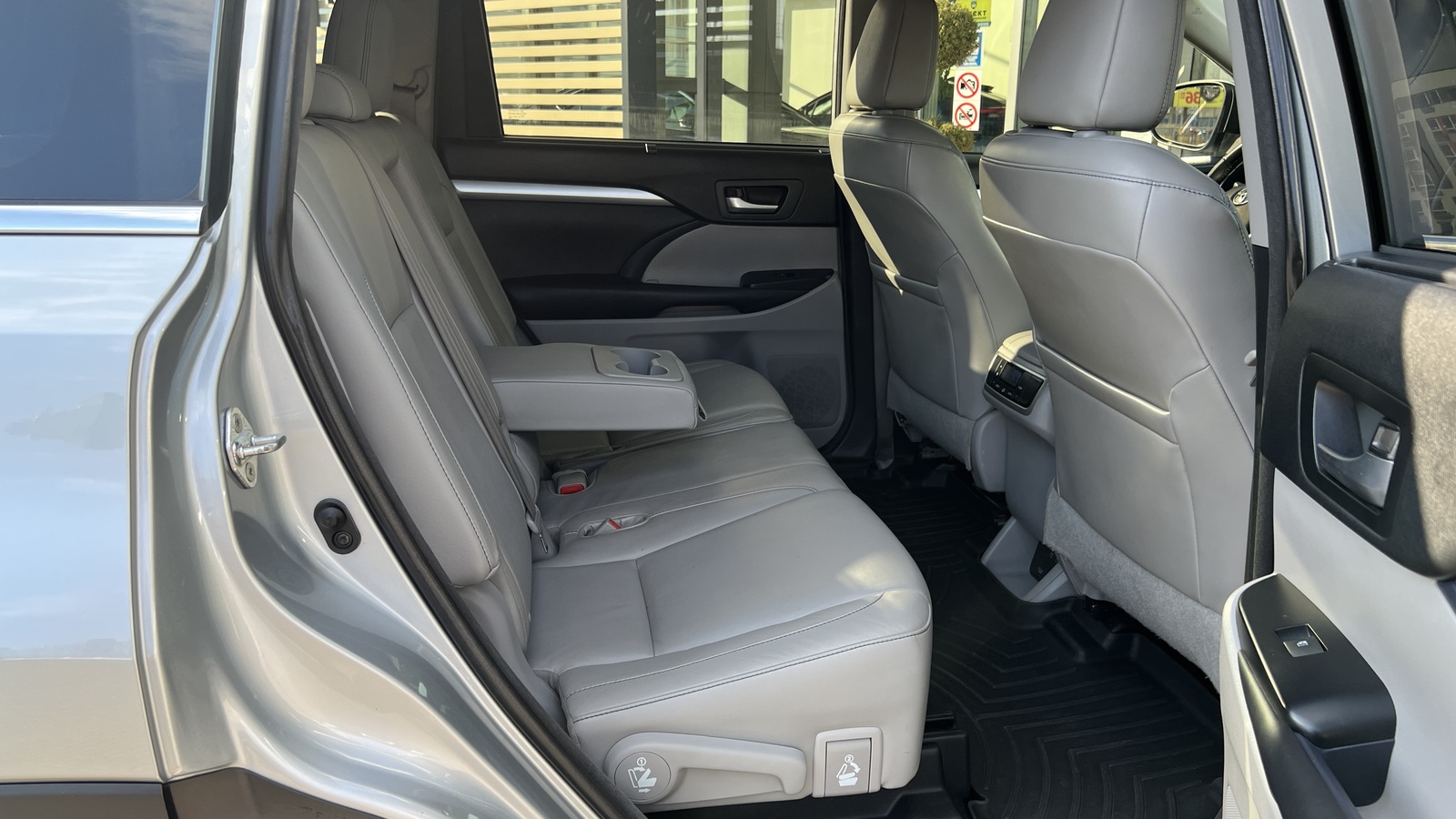 Toyota HIGHLANDER 2018 року, Універсал, Тойота Центр Чернігів "Соллі-Плюс", м.Чернігів | Фото № 7 Toyota HIGHLANDER 2018 року з пробігом 64784 км, Універсал, Тойота Центр Чернігів "Соллі-Плюс", м.Чернігів - 1254000 ГРН | Фото № 7