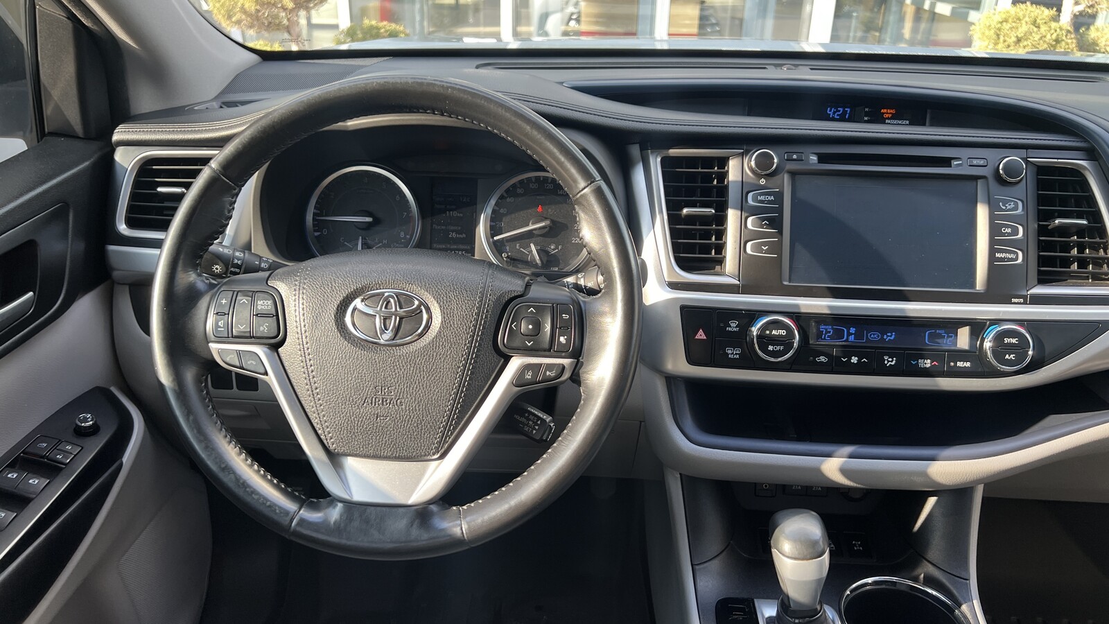 Toyota HIGHLANDER 2018 року, Універсал, Тойота Центр Чернігів "Соллі-Плюс", м.Чернігів | Фото № 9 Toyota HIGHLANDER 2018 року з пробігом 64784 км, Універсал, Тойота Центр Чернігів "Соллі-Плюс", м.Чернігів - 1254000 ГРН | Фото № 9