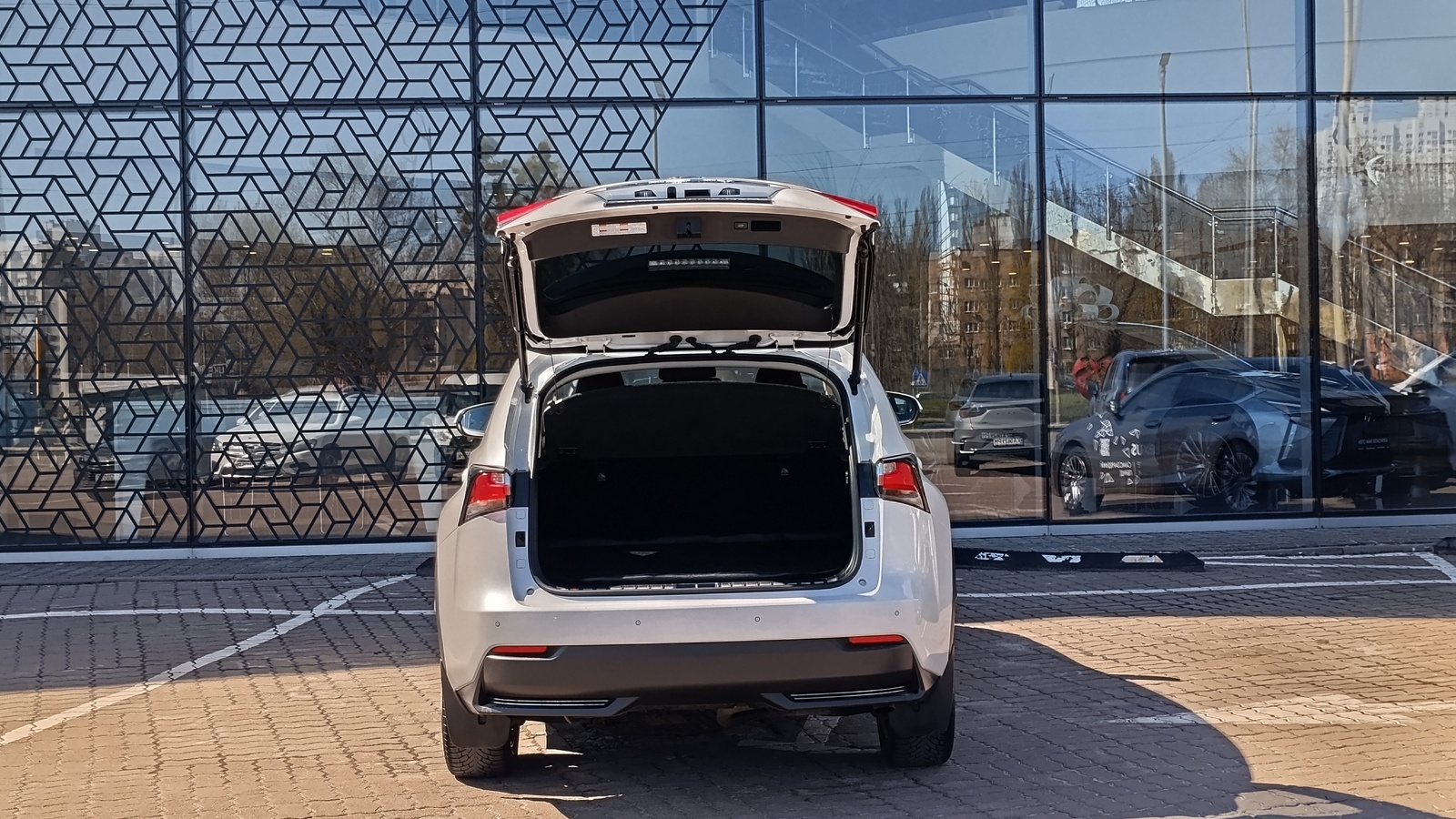 Lexus NX 2016 року з пробігом 121000 км, Універсал, Лексус Київ Захід, м.Київ - 1240000 ГРН | Фото № 10